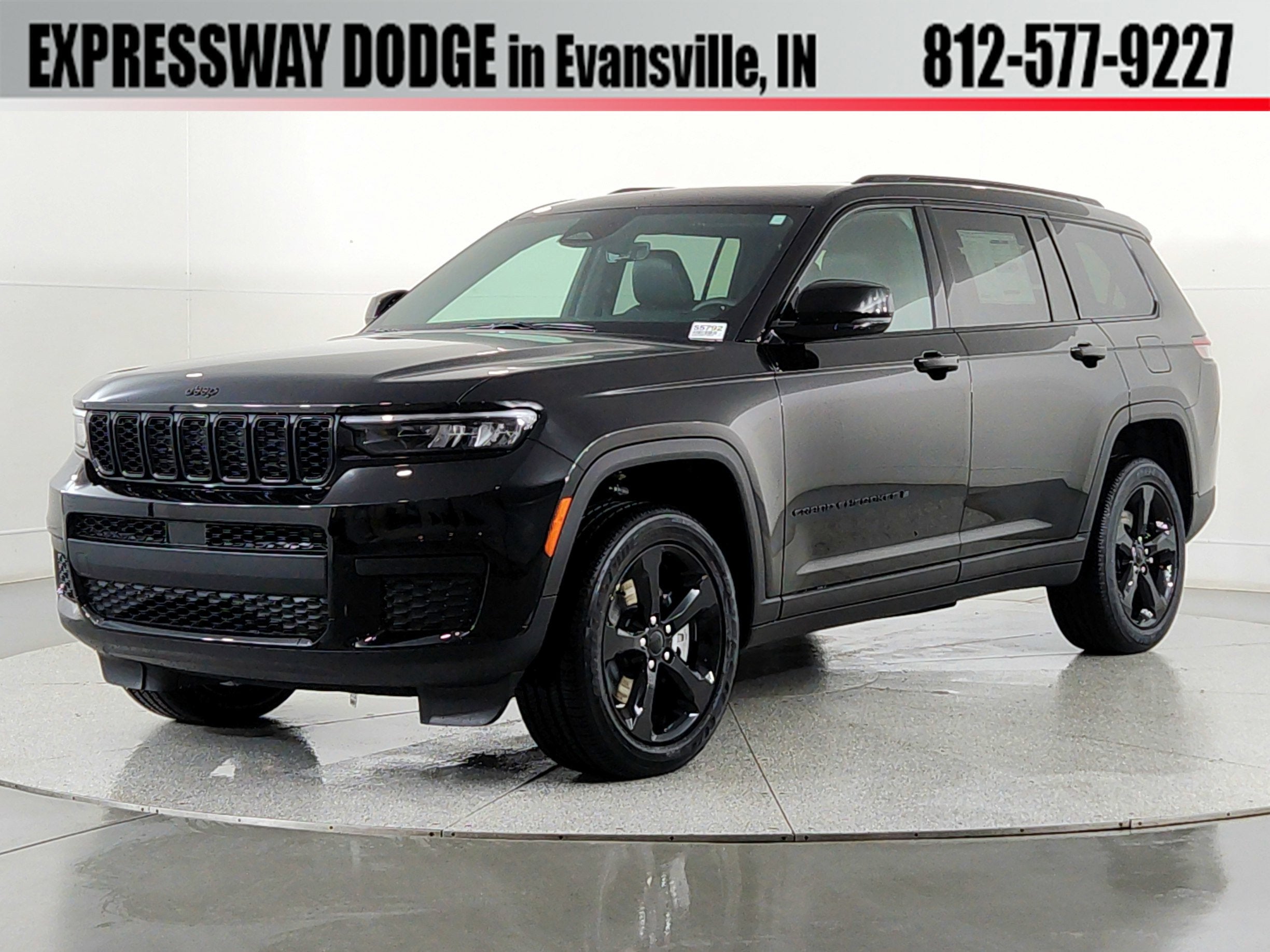 2025 Jeep Grand Cherokee JEEP GRAND CHEROKEE L LAREDO 4X4
