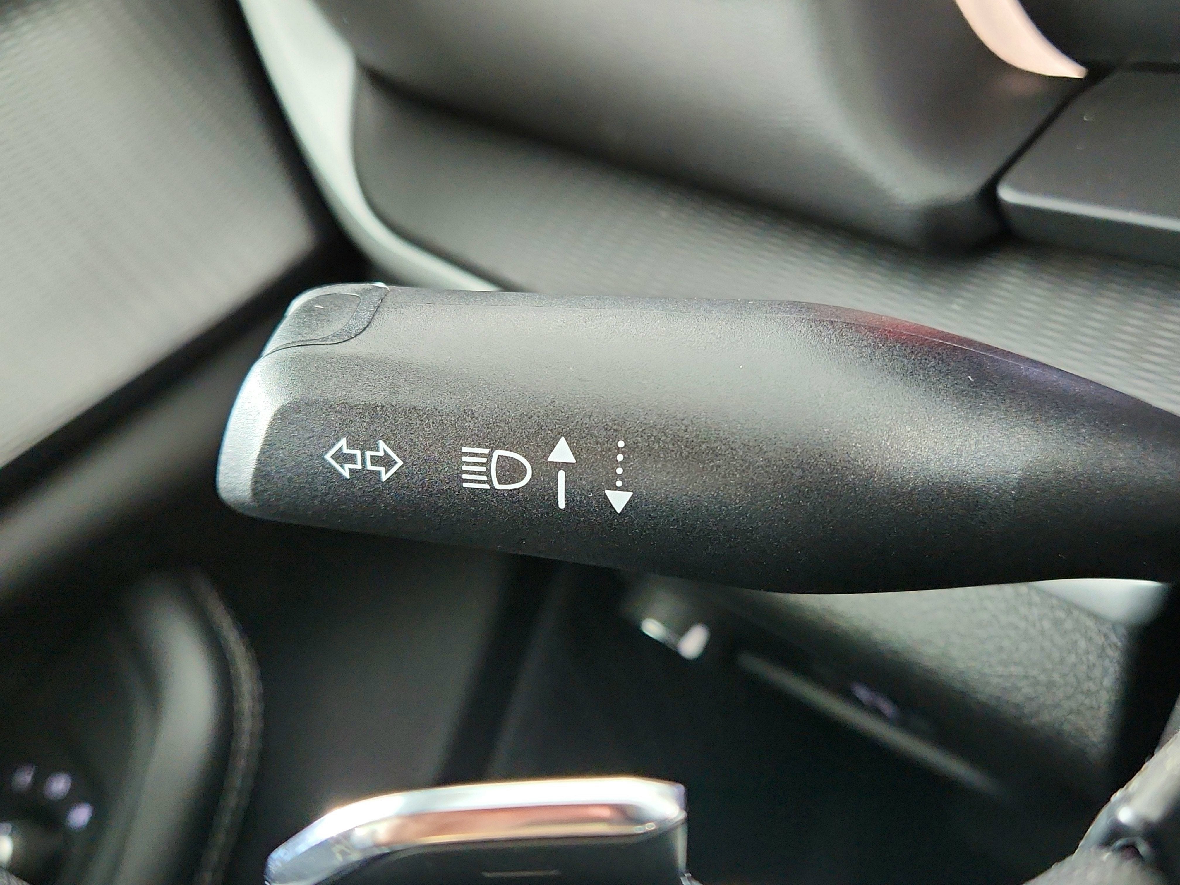 2025 Jeep Grand Cherokee JEEP GRAND CHEROKEE L LAREDO 4X4