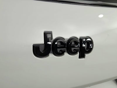 2025 Jeep Grand Cherokee JEEP GRAND CHEROKEE L LAREDO 4X4