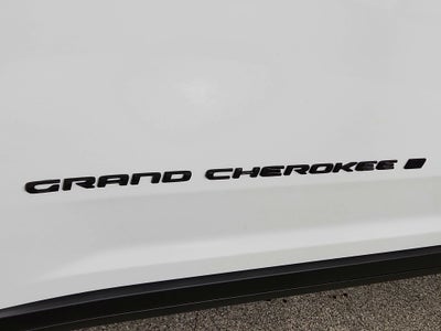 2025 Jeep Grand Cherokee JEEP GRAND CHEROKEE L LAREDO 4X4