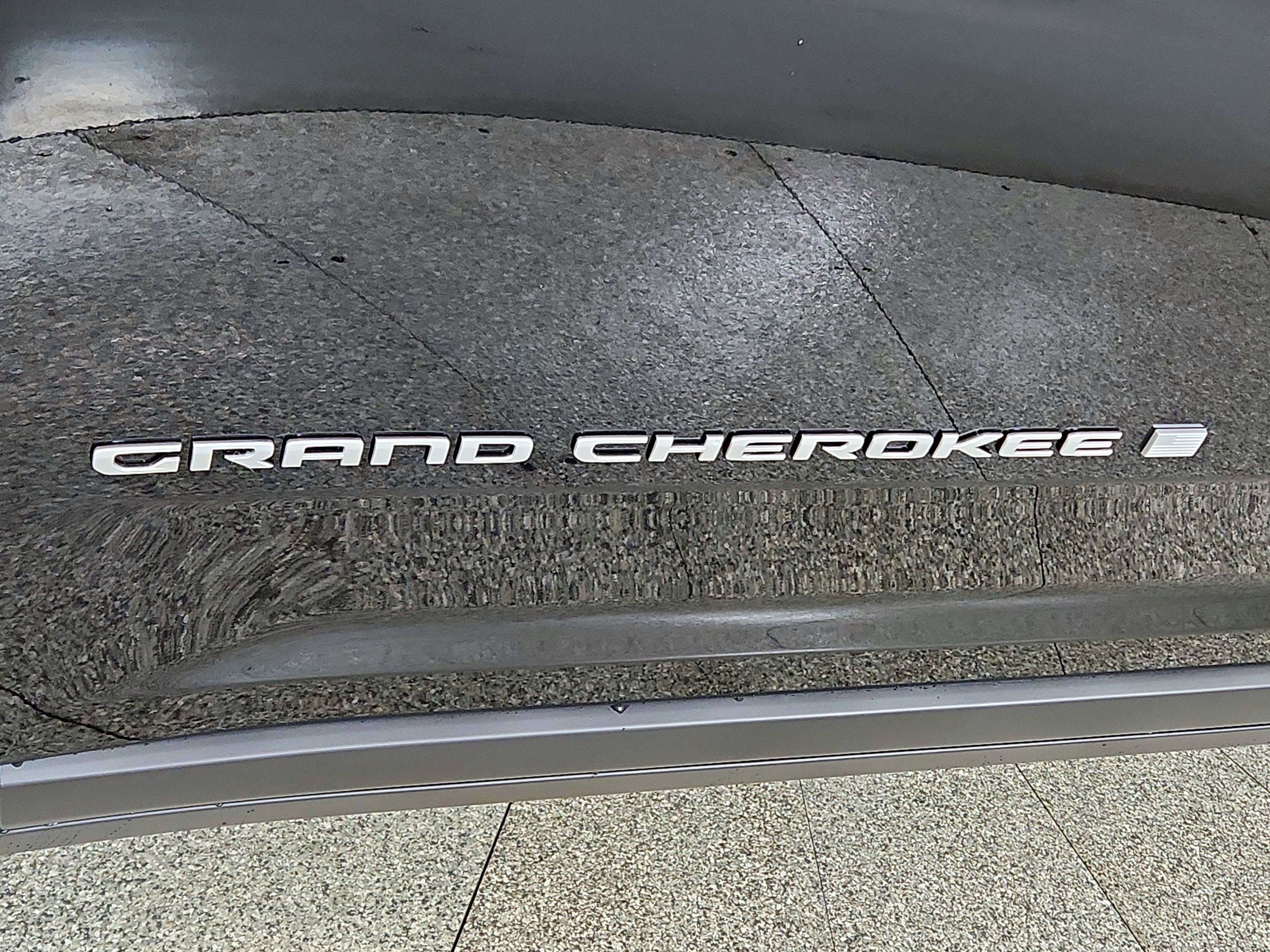 2026 Jeep Grand Cherokee JEEP GRAND CHEROKEE L LAREDO 4X4