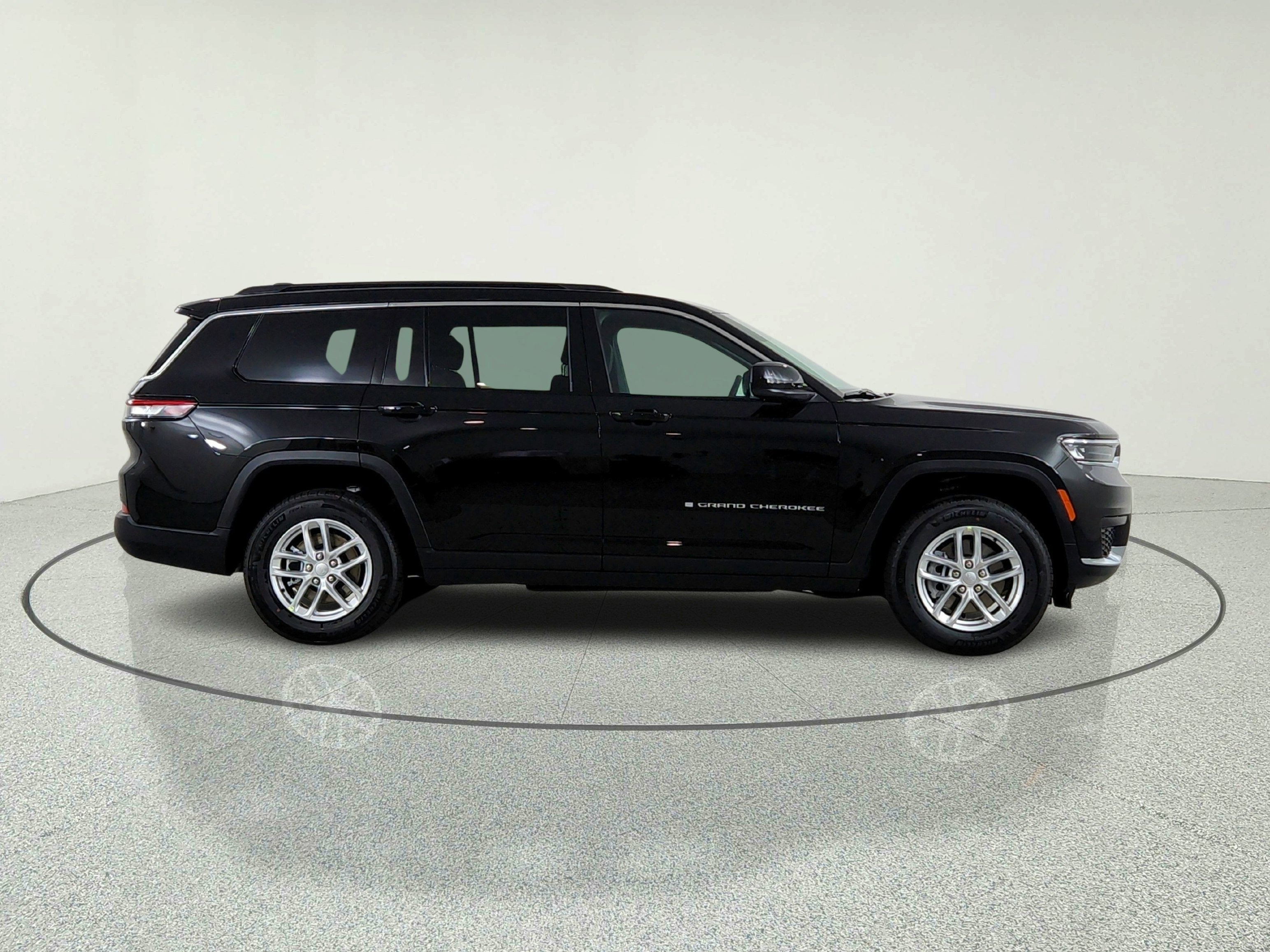 2026 Jeep Grand Cherokee JEEP GRAND CHEROKEE L LAREDO 4X4