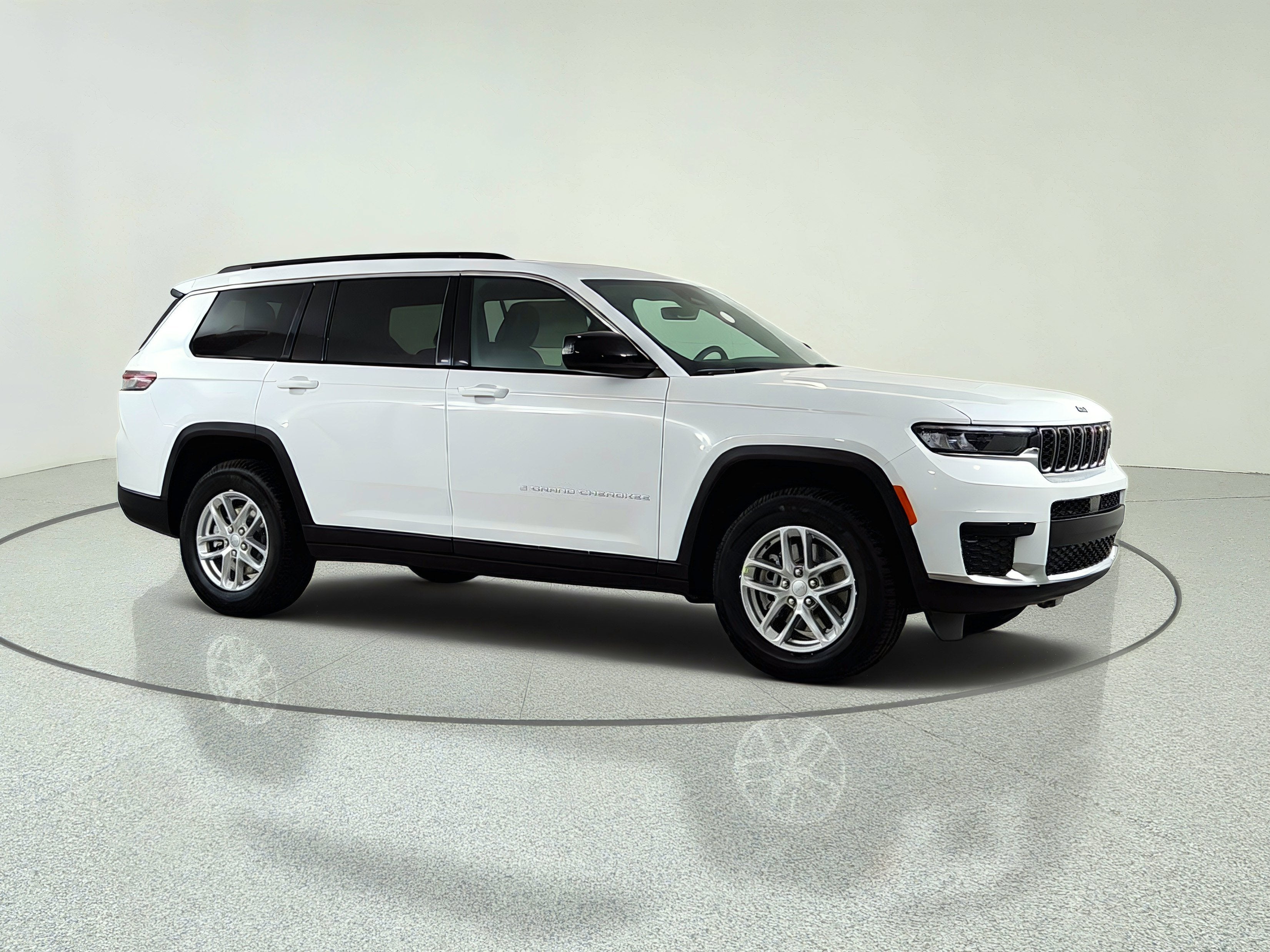 2026 Jeep Grand Cherokee Laredo X 4x4