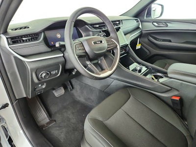 2026 Jeep Grand Cherokee Laredo X 4x4