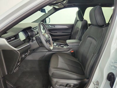 2026 Jeep Grand Cherokee Laredo X 4x4