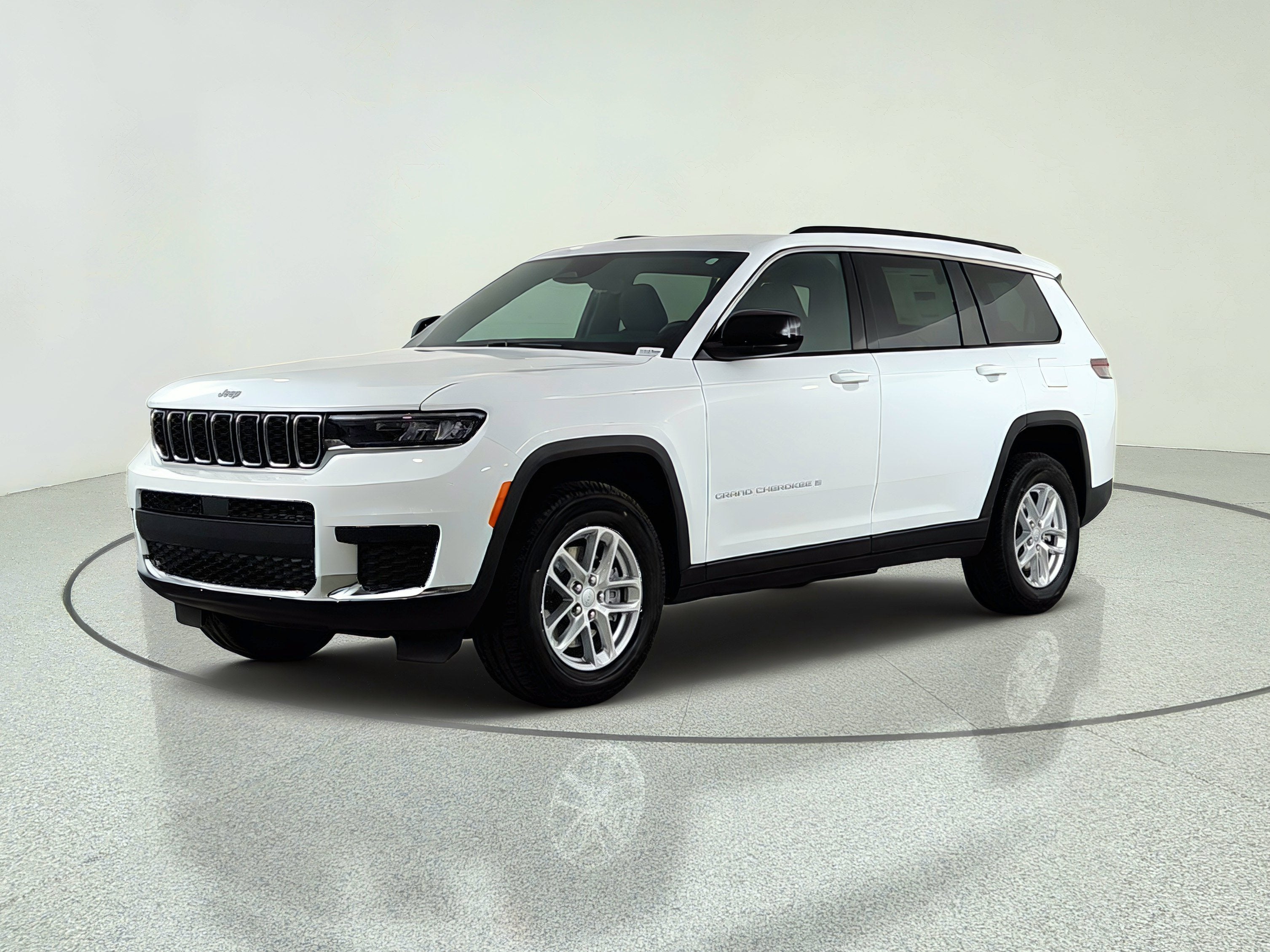 2026 Jeep Grand Cherokee Laredo X 4x4
