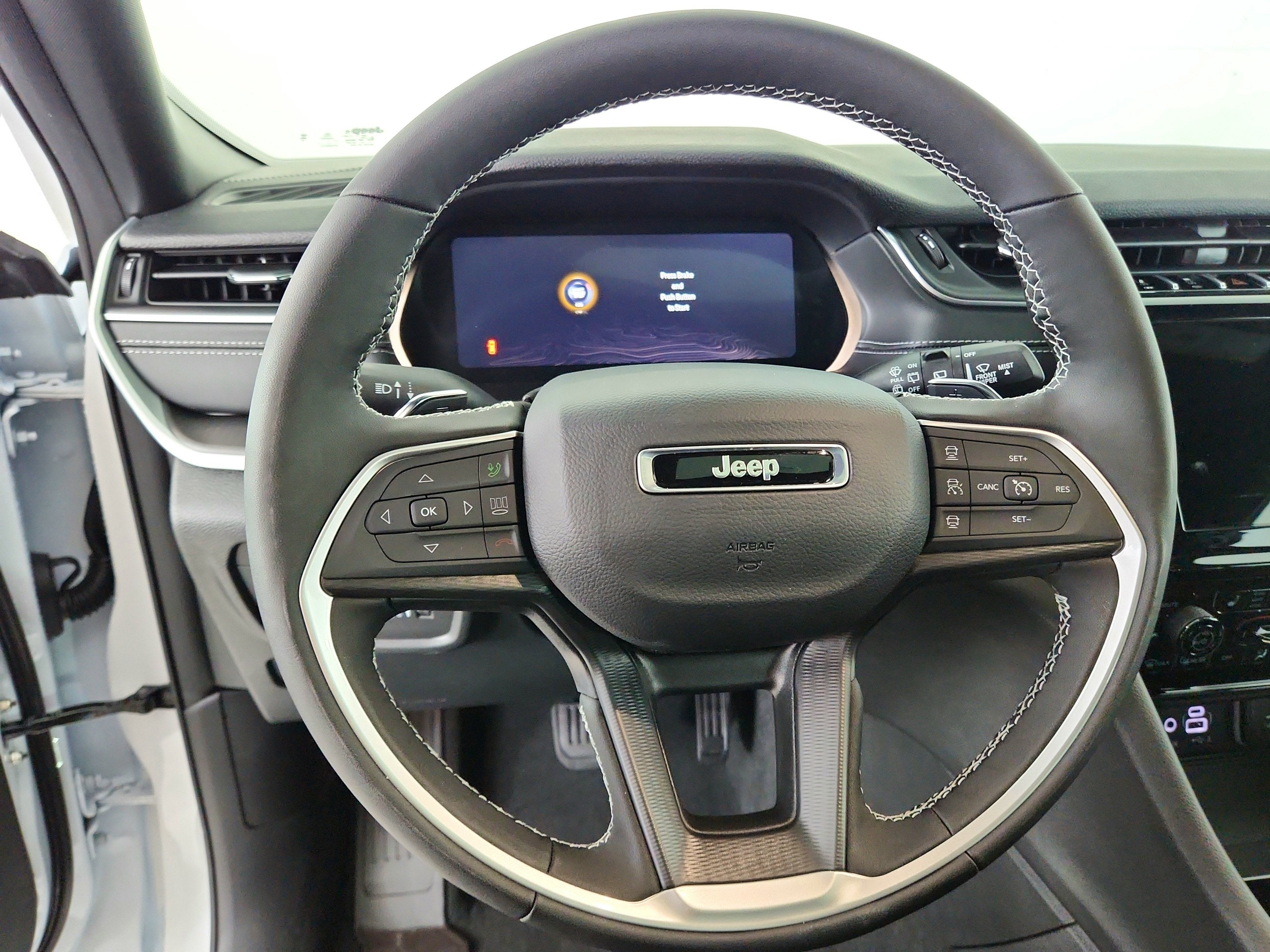 2026 Jeep Grand Cherokee Laredo X 4x4