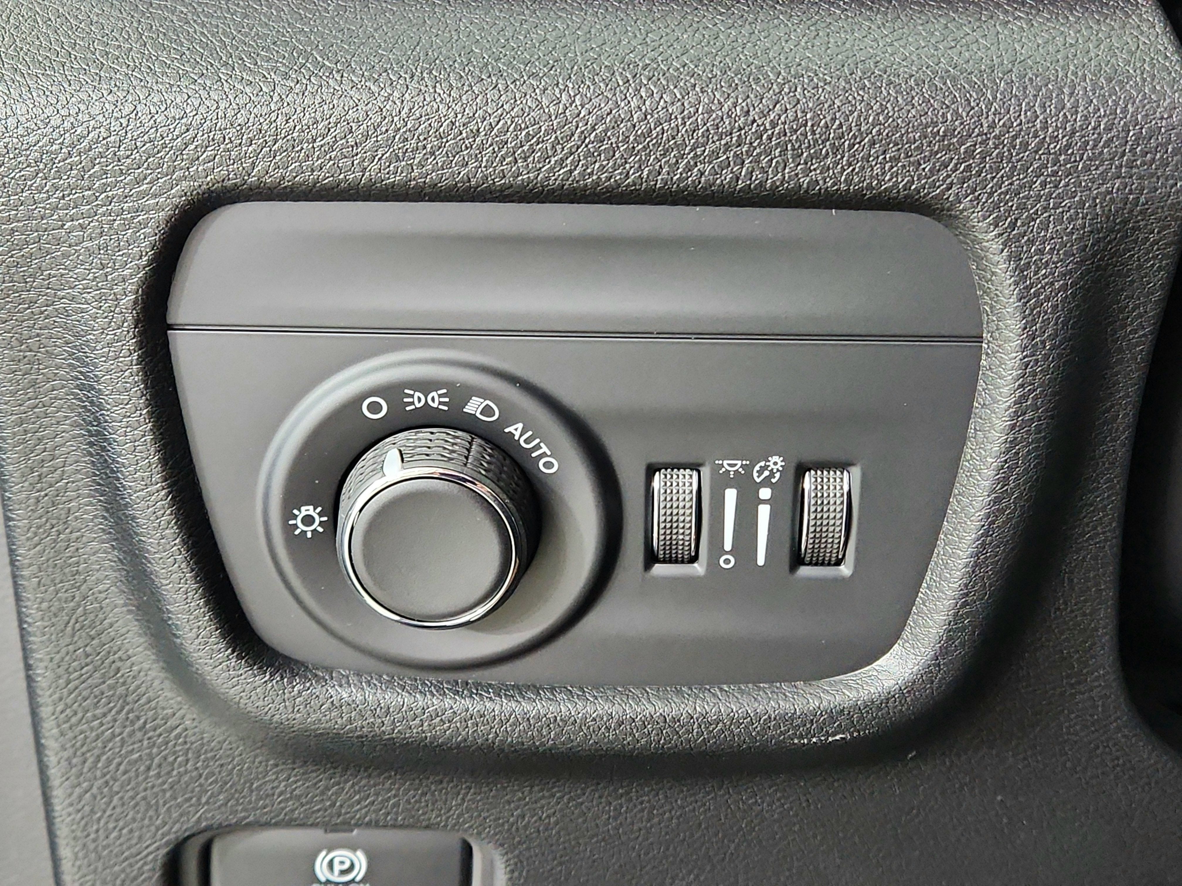 2026 Jeep Grand Cherokee Laredo X 4x4