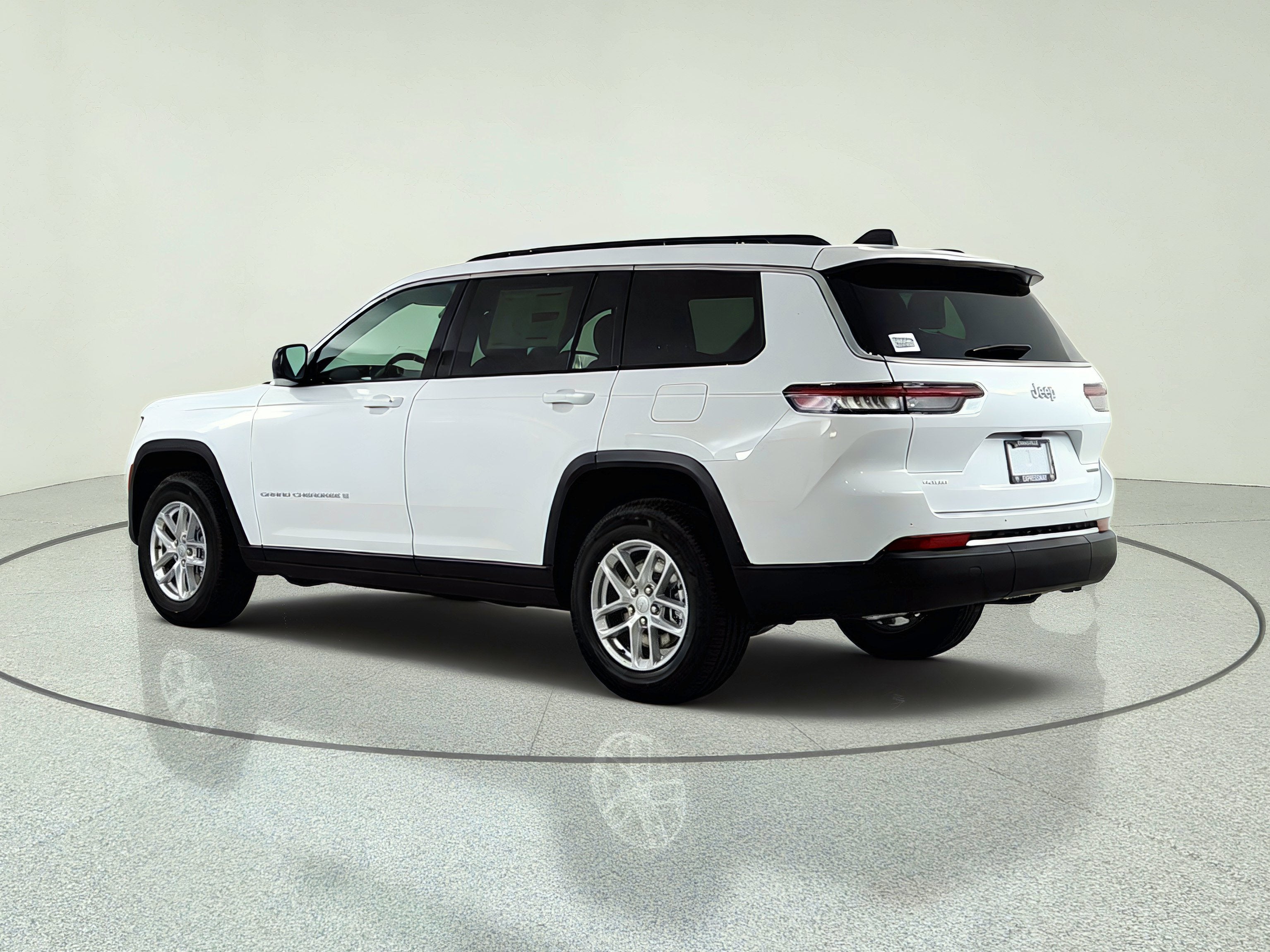 2026 Jeep Grand Cherokee Laredo X 4x4