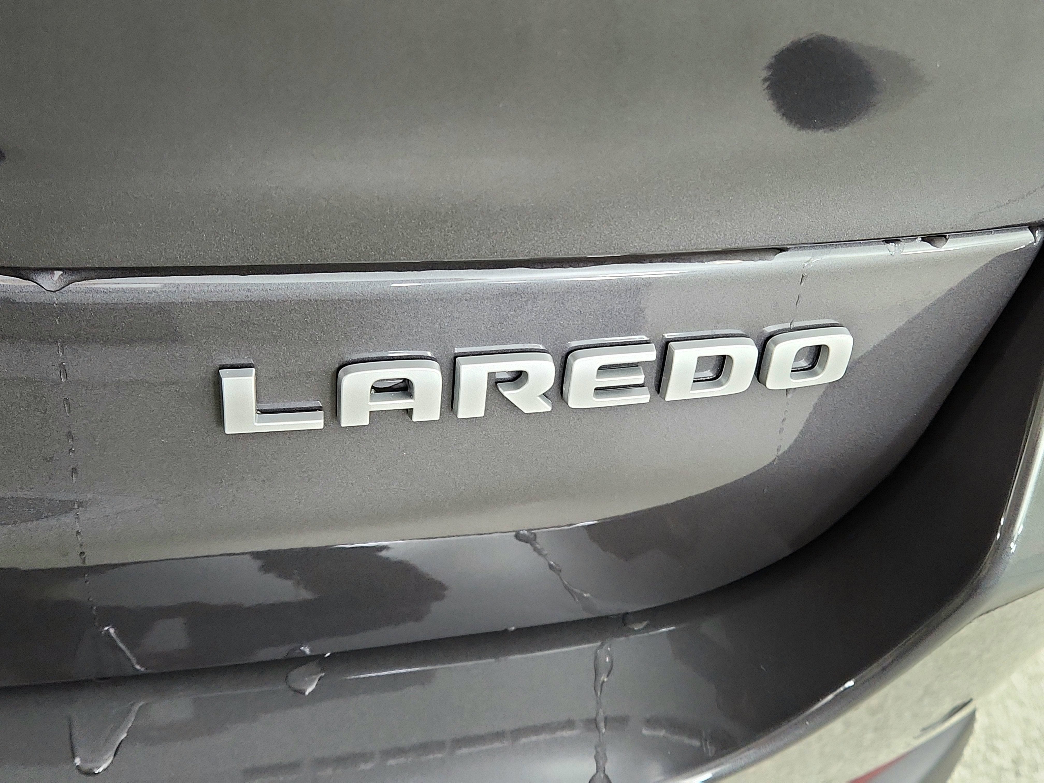 2025 Jeep Grand Cherokee JEEP GRAND CHEROKEE L LAREDO 4X4