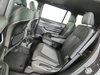 2025 Jeep Grand Cherokee JEEP GRAND CHEROKEE L LAREDO 4X4