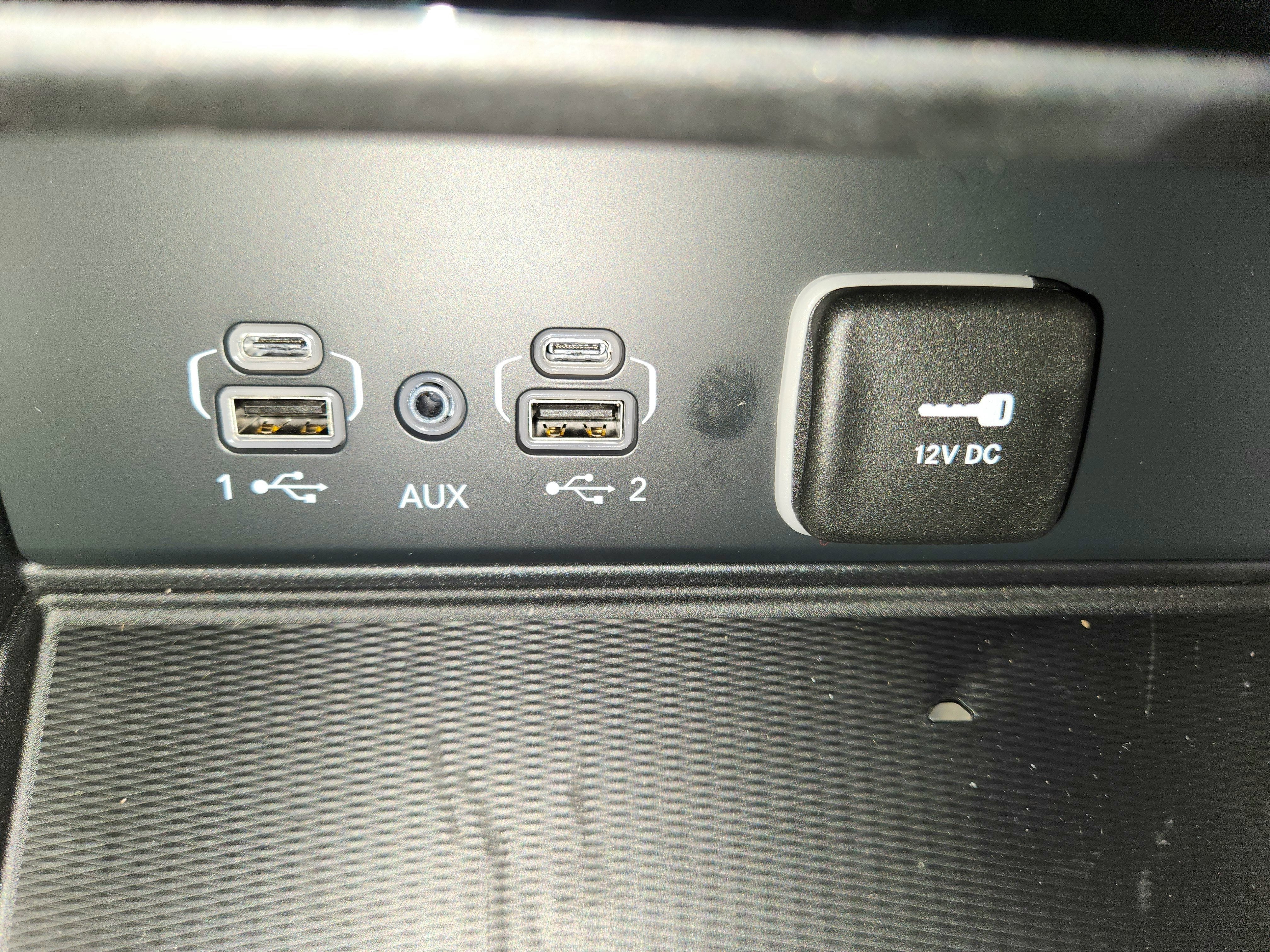 2025 Jeep Grand Cherokee JEEP GRAND CHEROKEE L LAREDO 4X4