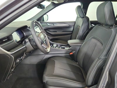 2026 Jeep Grand Cherokee JEEP GRAND CHEROKEE L LAREDO 4X4