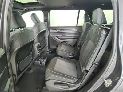 2026 Jeep Grand Cherokee JEEP GRAND CHEROKEE L LAREDO 4X4