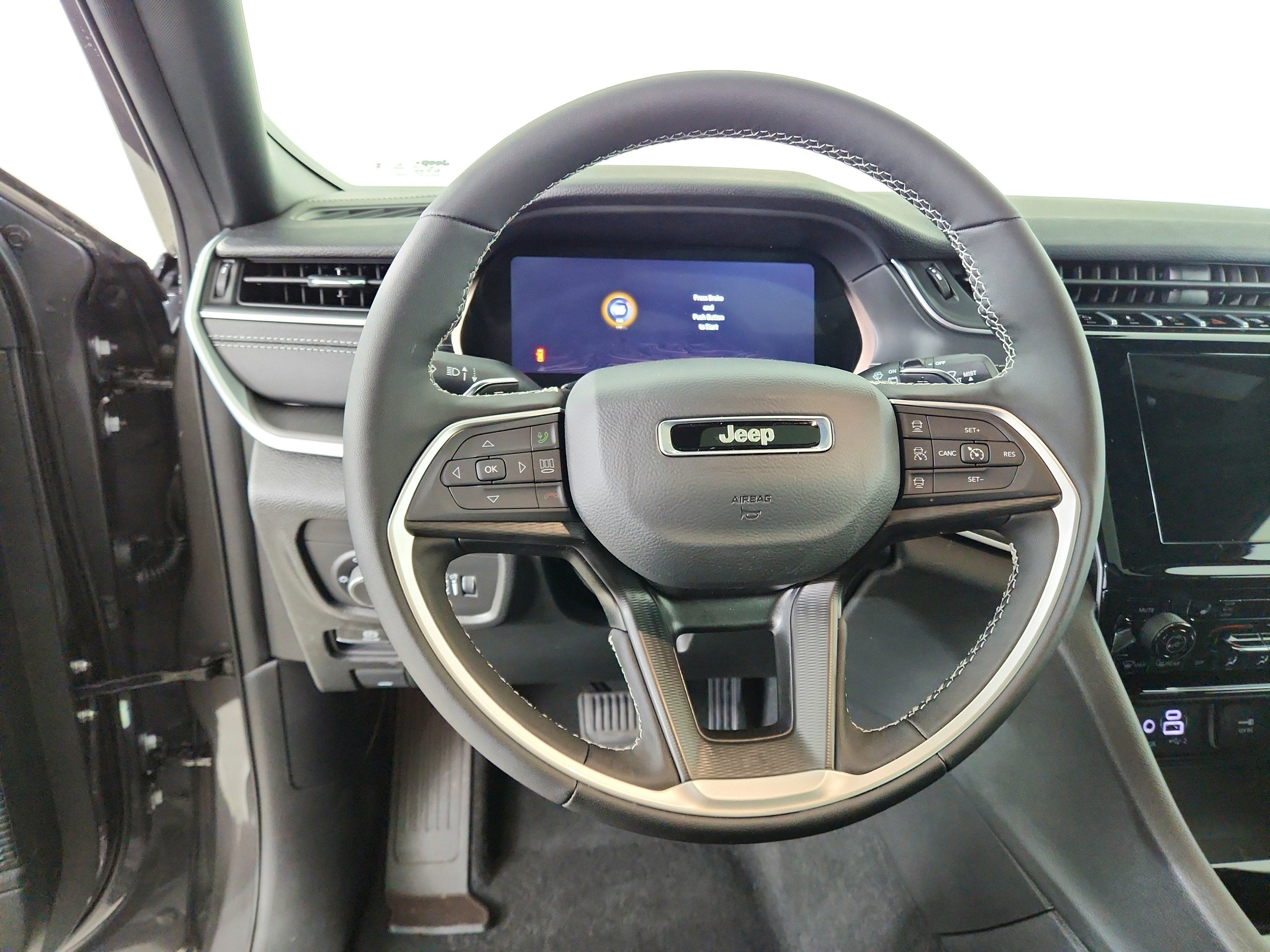 2026 Jeep Grand Cherokee JEEP GRAND CHEROKEE L LAREDO 4X4