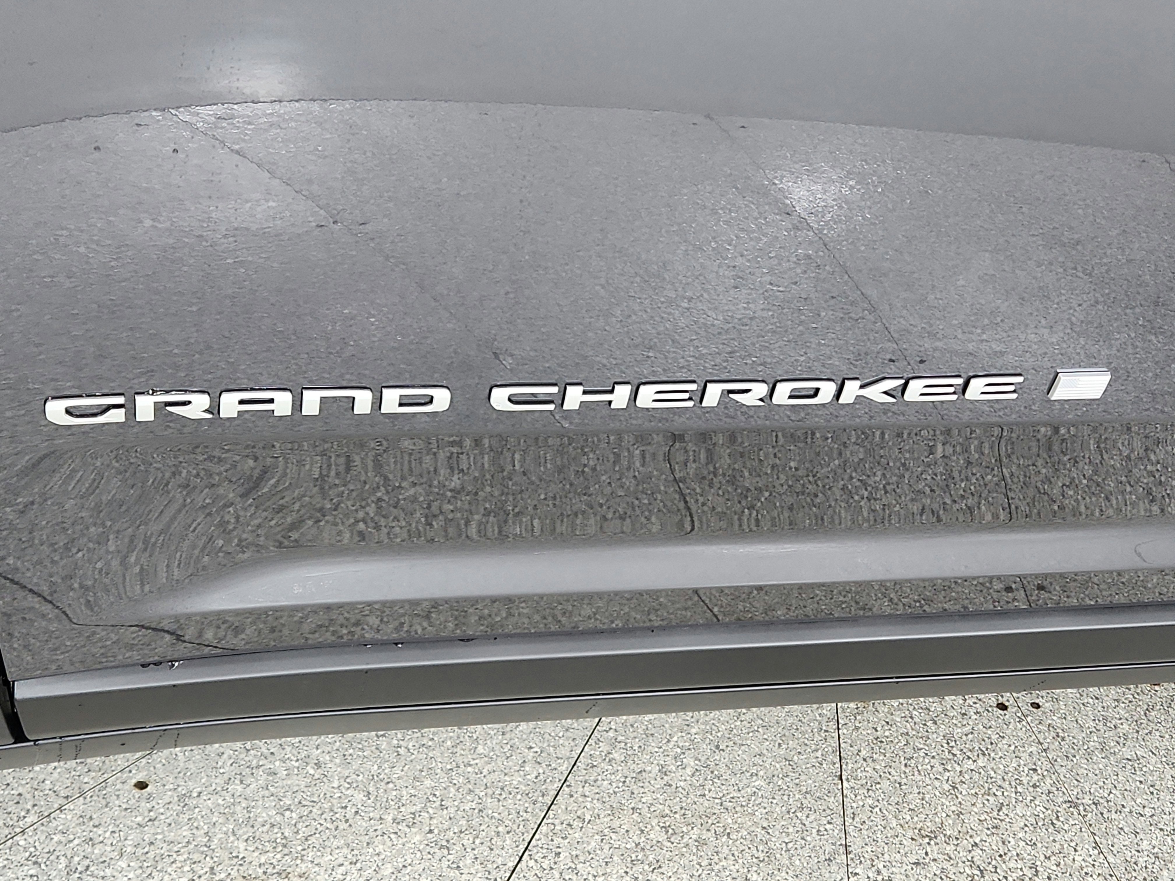 2026 Jeep Grand Cherokee JEEP GRAND CHEROKEE L LAREDO 4X4