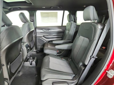 2026 Jeep Grand Cherokee JEEP GRAND CHEROKEE L LAREDO 4X4