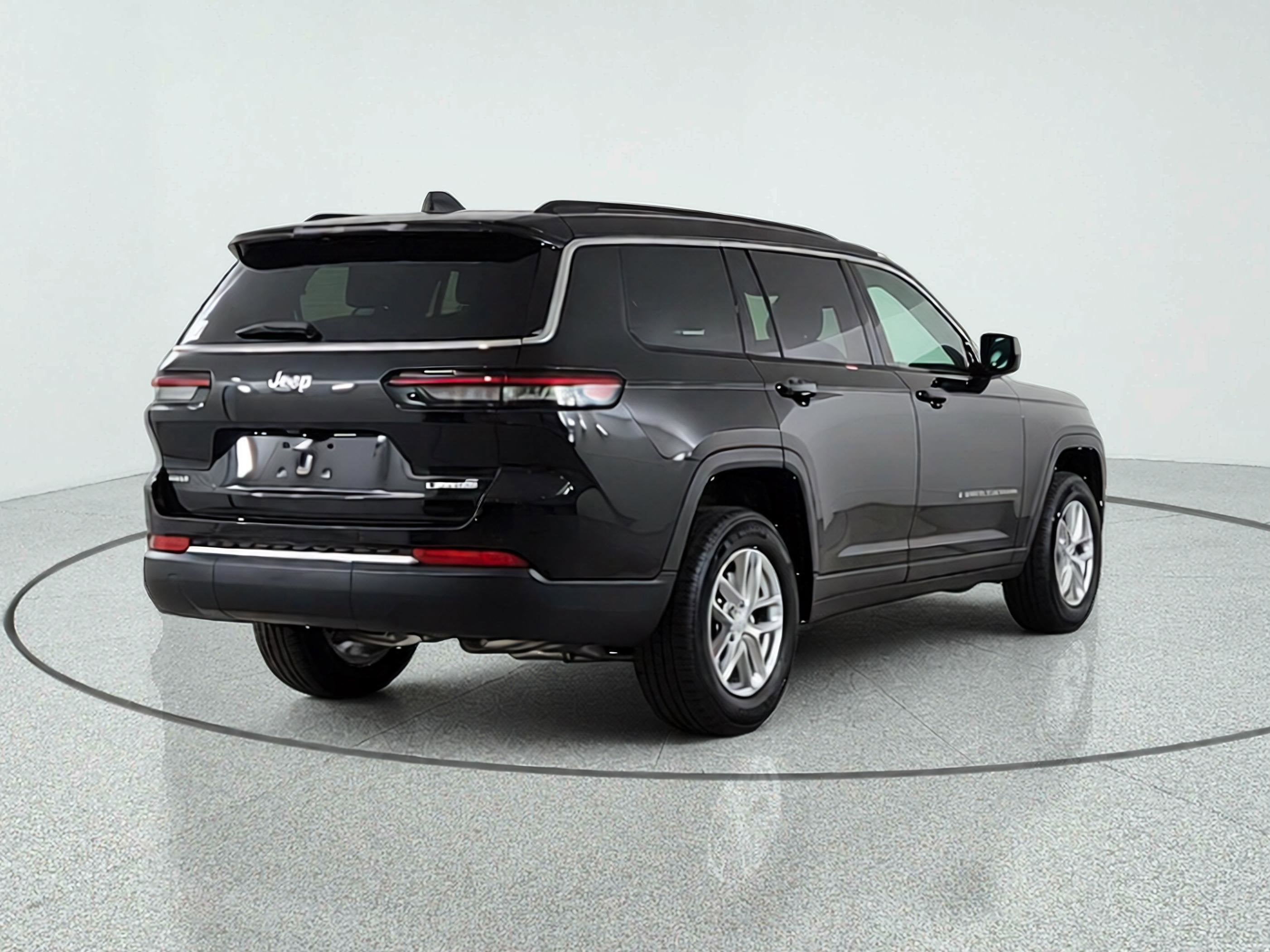 2026 Jeep Grand Cherokee JEEP GRAND CHEROKEE L LAREDO 4X4