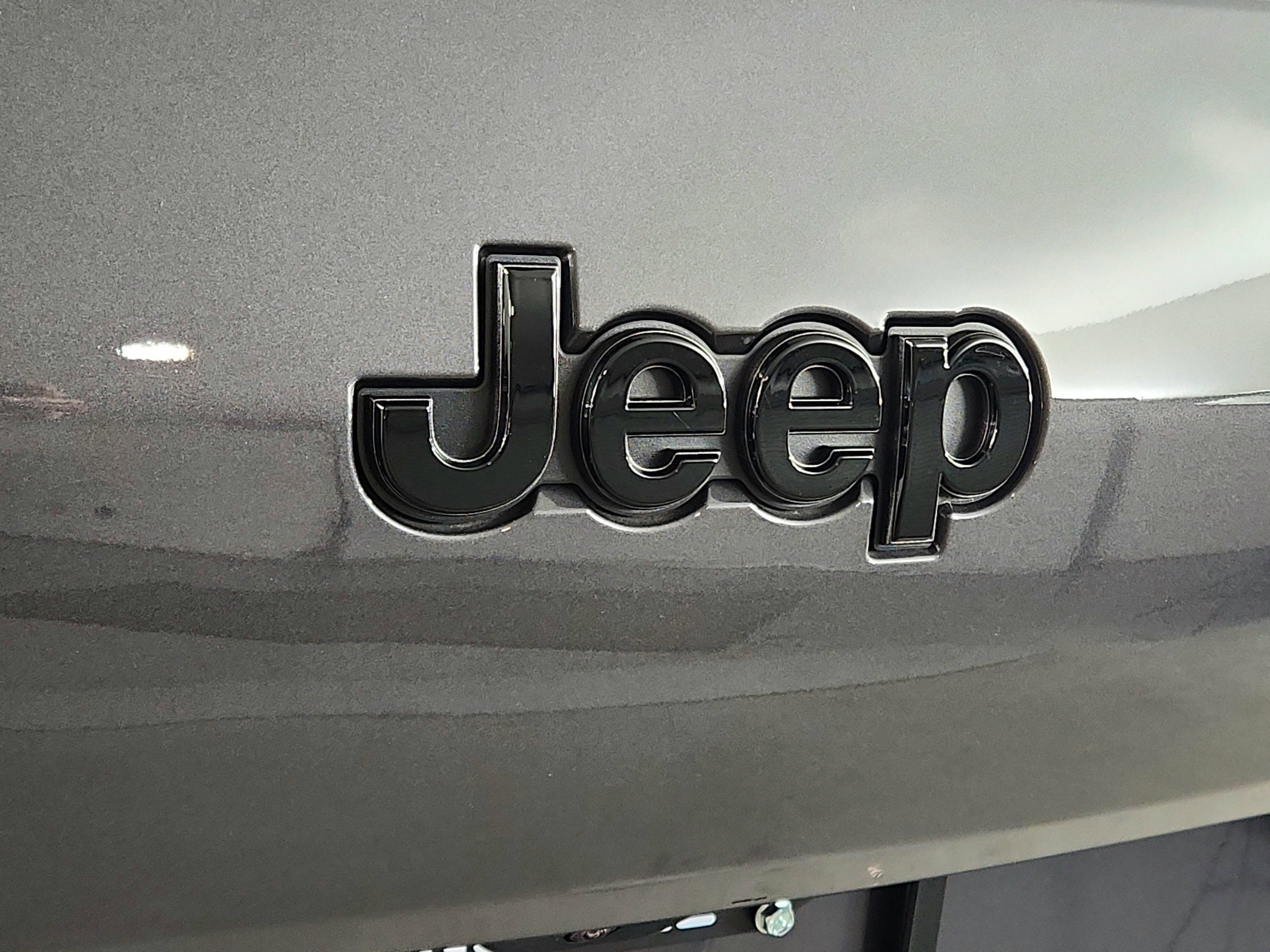 2026 Jeep Grand Cherokee 2026 JEEP GRAND CHEROKEE L LAREDO 4DR SUV 121.7 WB 4WD