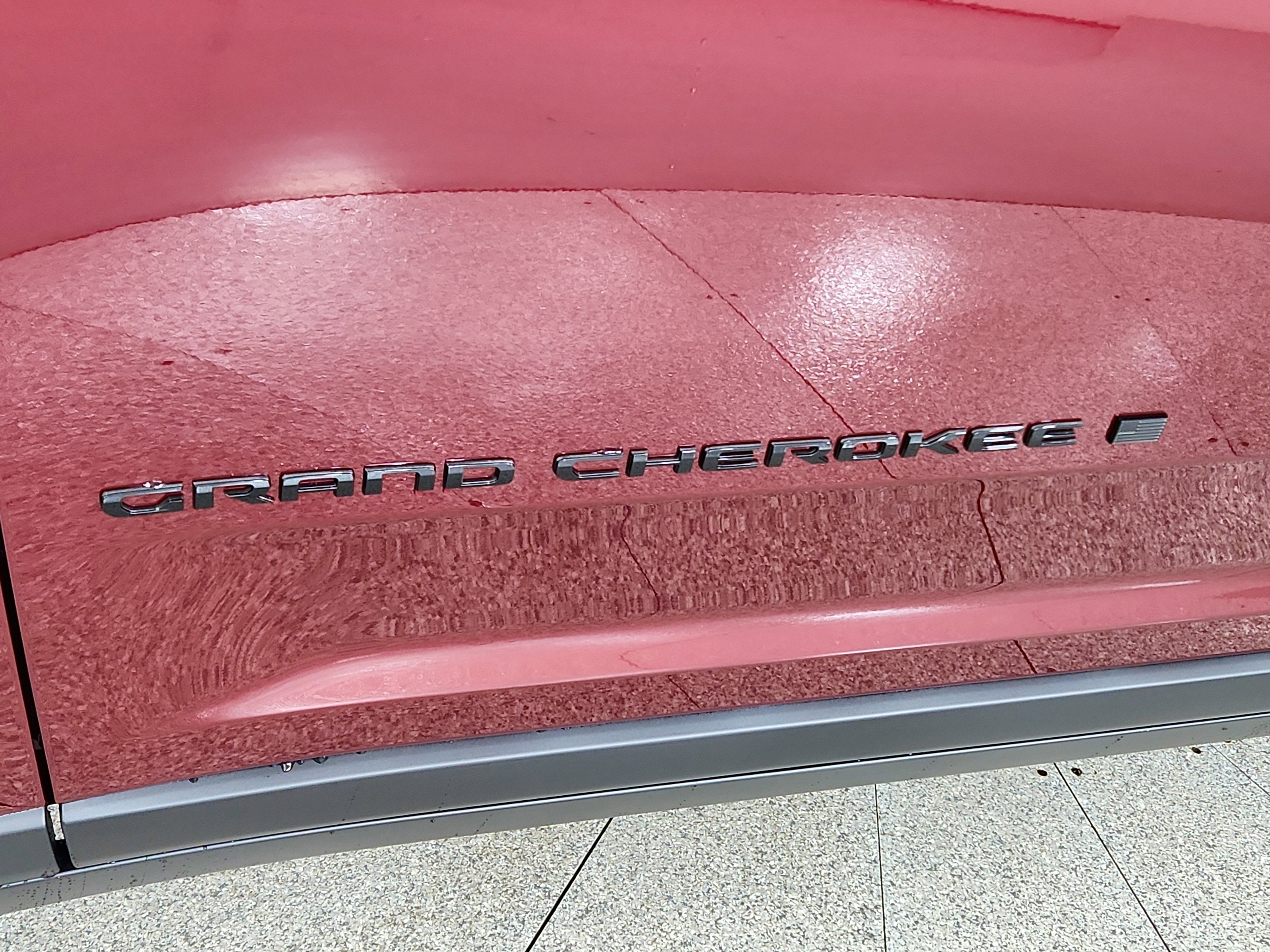 2026 Jeep Grand Cherokee JEEP GRAND CHEROKEE L LAREDO 4X4