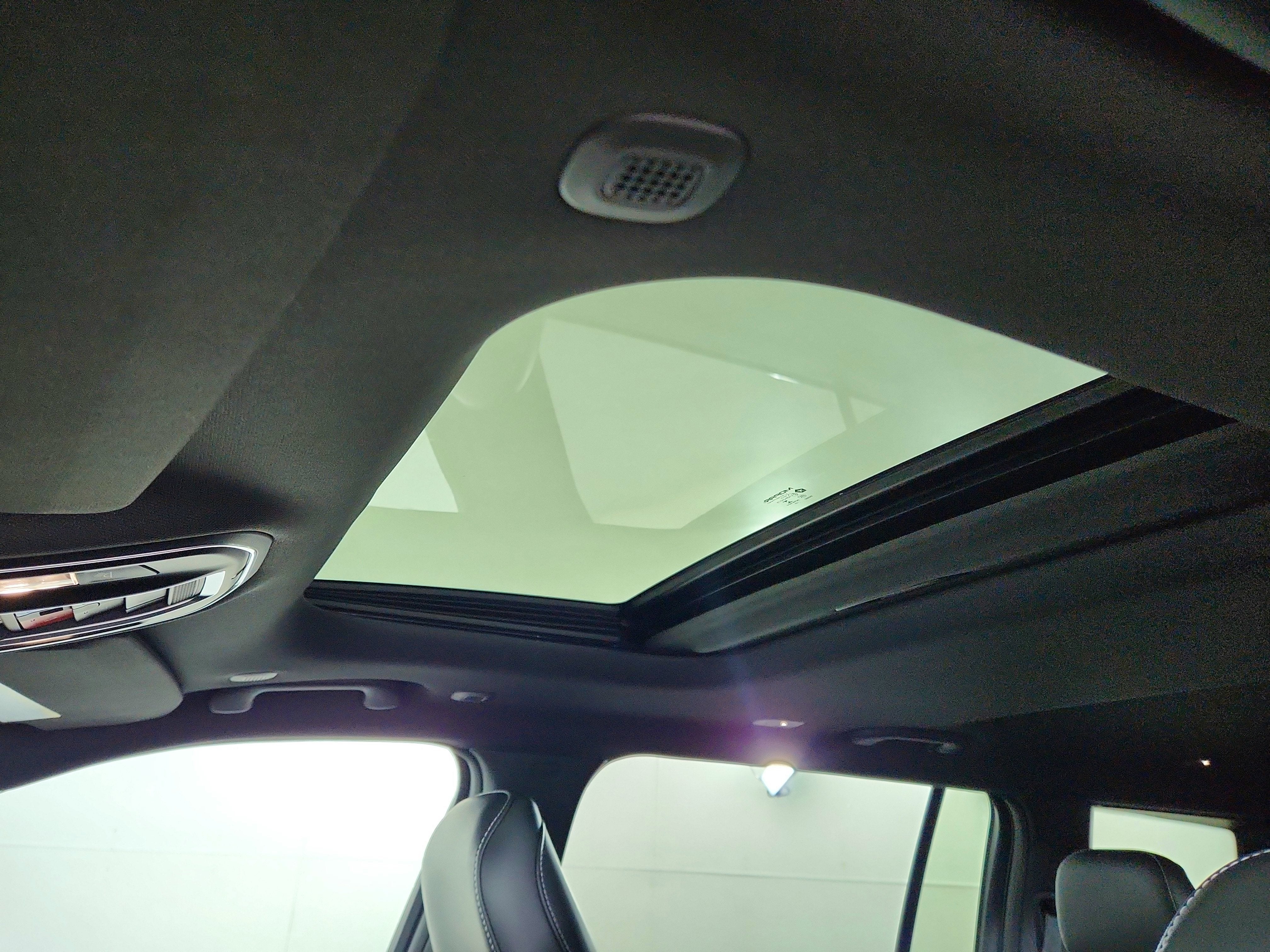 2026 Jeep Grand Cherokee JEEP GRAND CHEROKEE L LAREDO 4X4