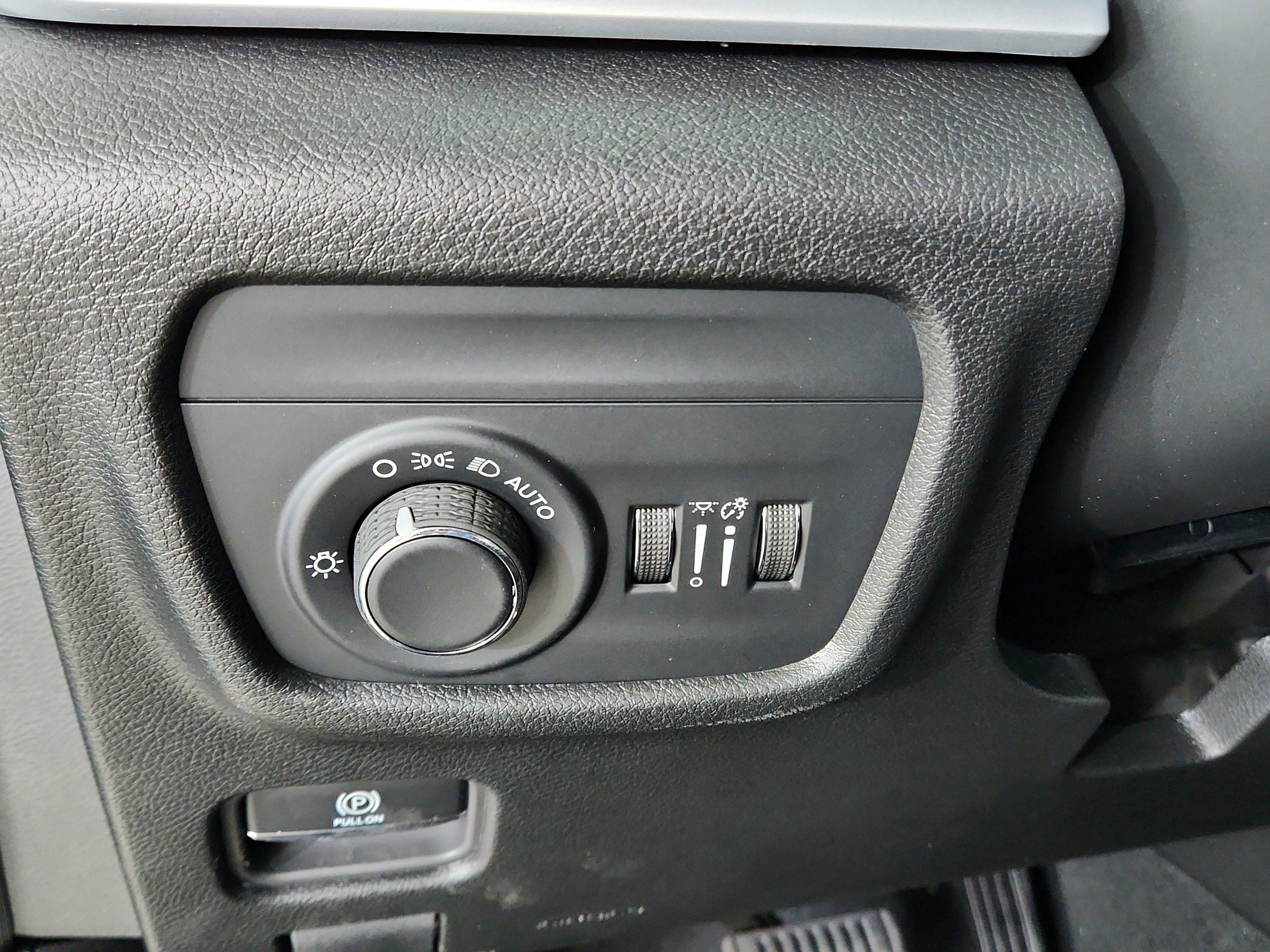 2026 Jeep Grand Cherokee JEEP GRAND CHEROKEE L LAREDO 4X4