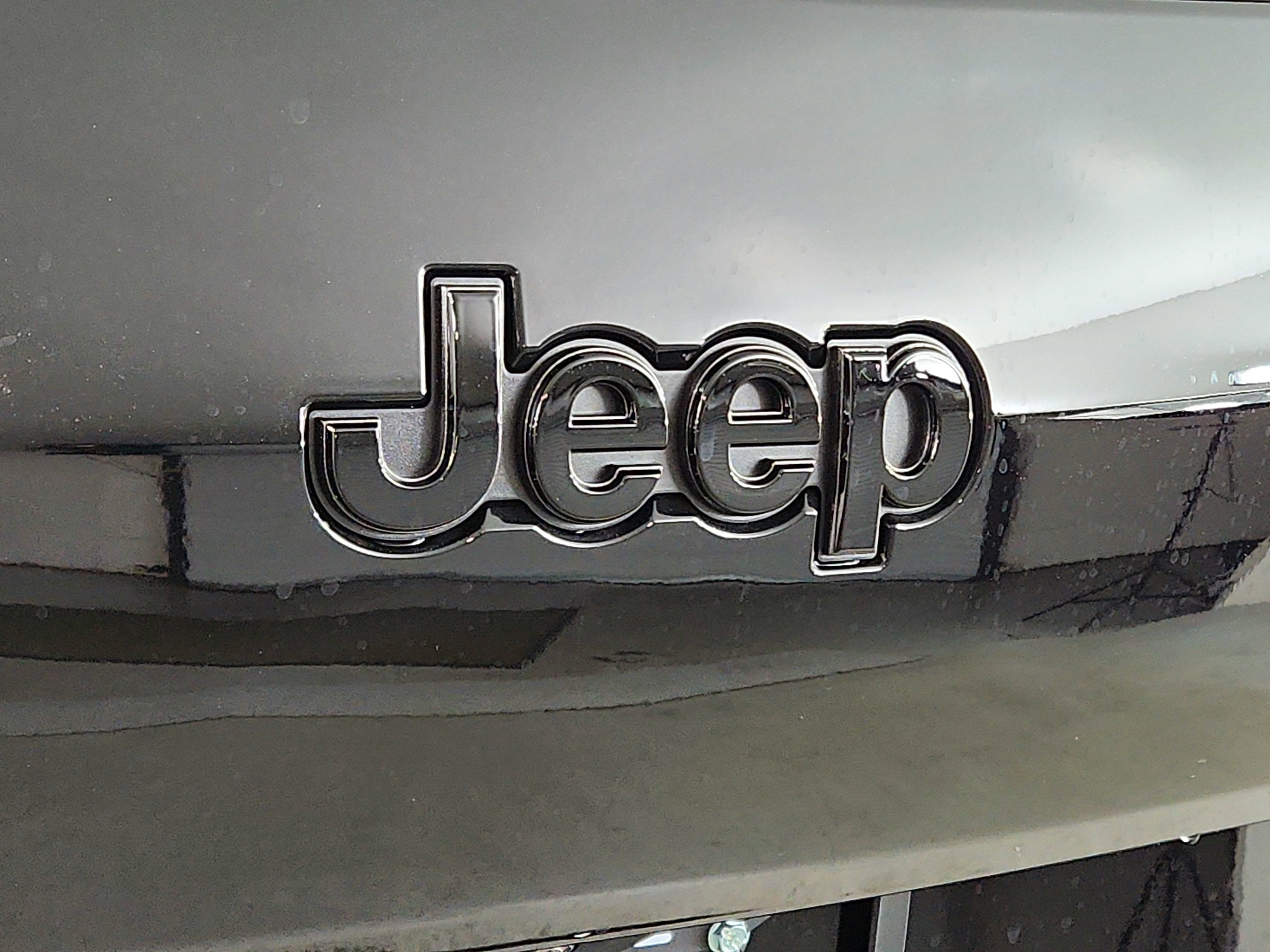 2026 Jeep Grand Cherokee JEEP GRAND CHEROKEE L LAREDO 4X4