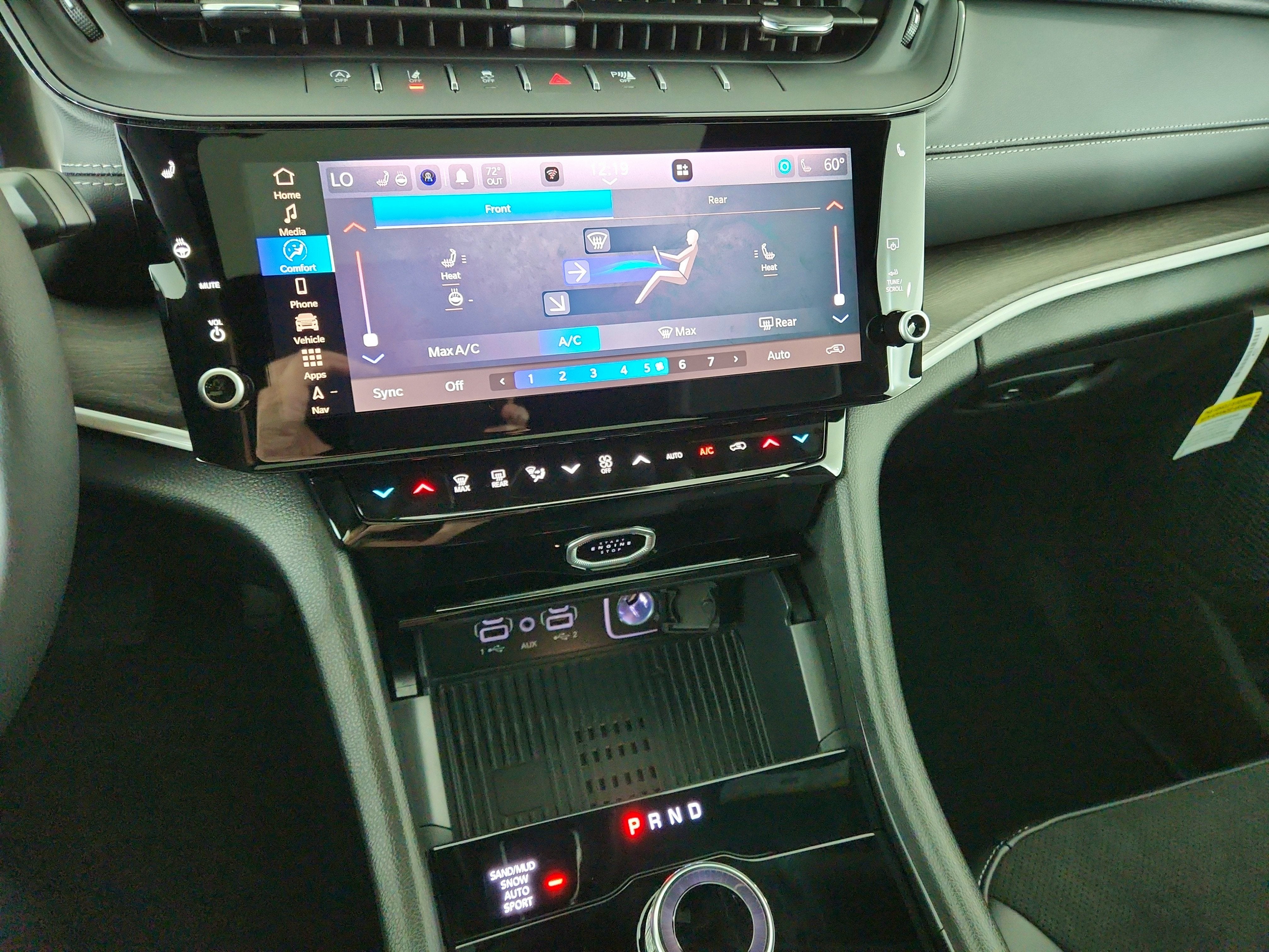 2026 Jeep Grand Cherokee L Laredo Altitude 4x4