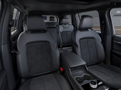 2026 Jeep Grand Cherokee Laredo Altitude 4x4