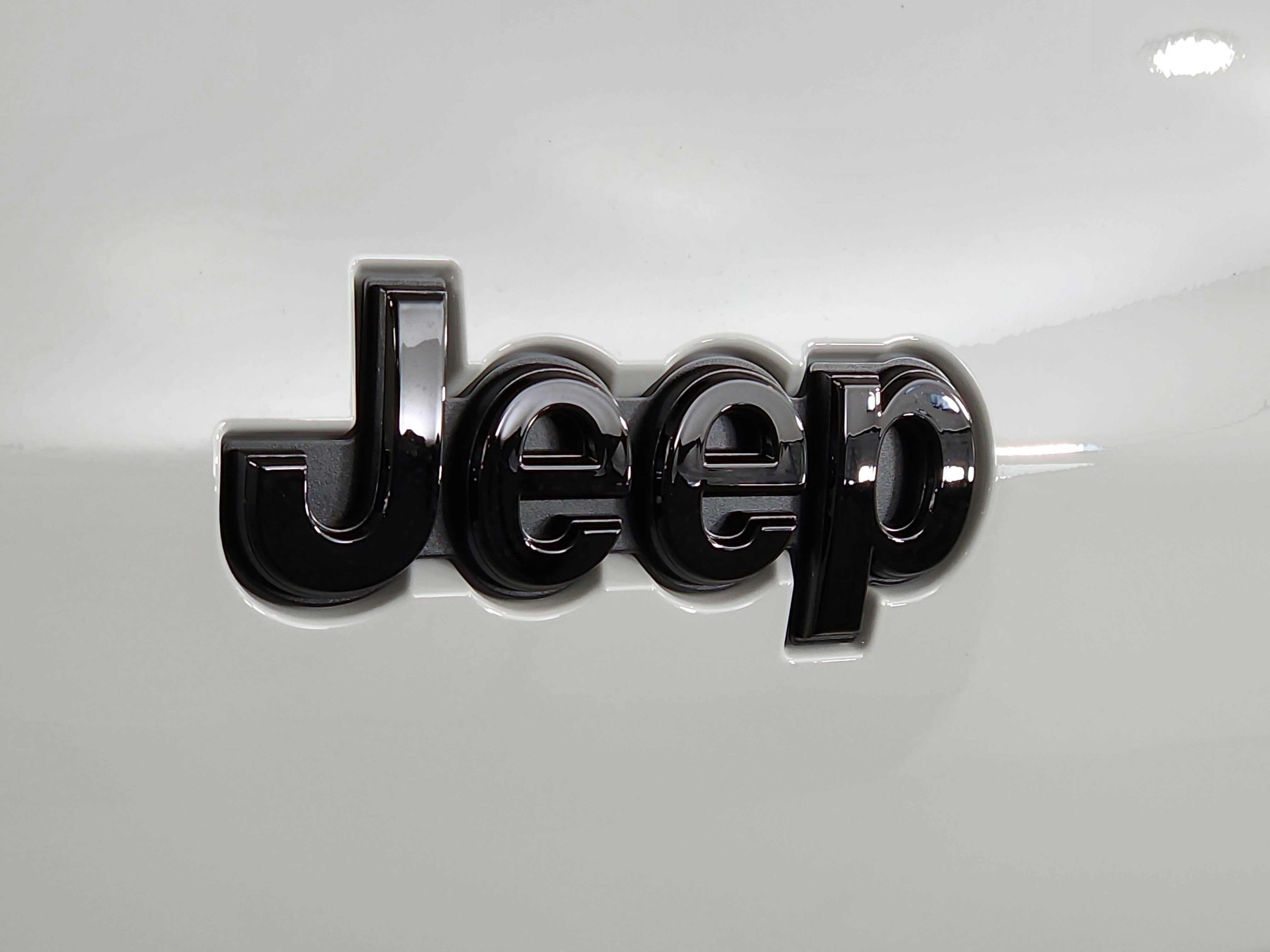 2026 Jeep Grand Cherokee JEEP GRAND CHEROKEE L LAREDO 4X4