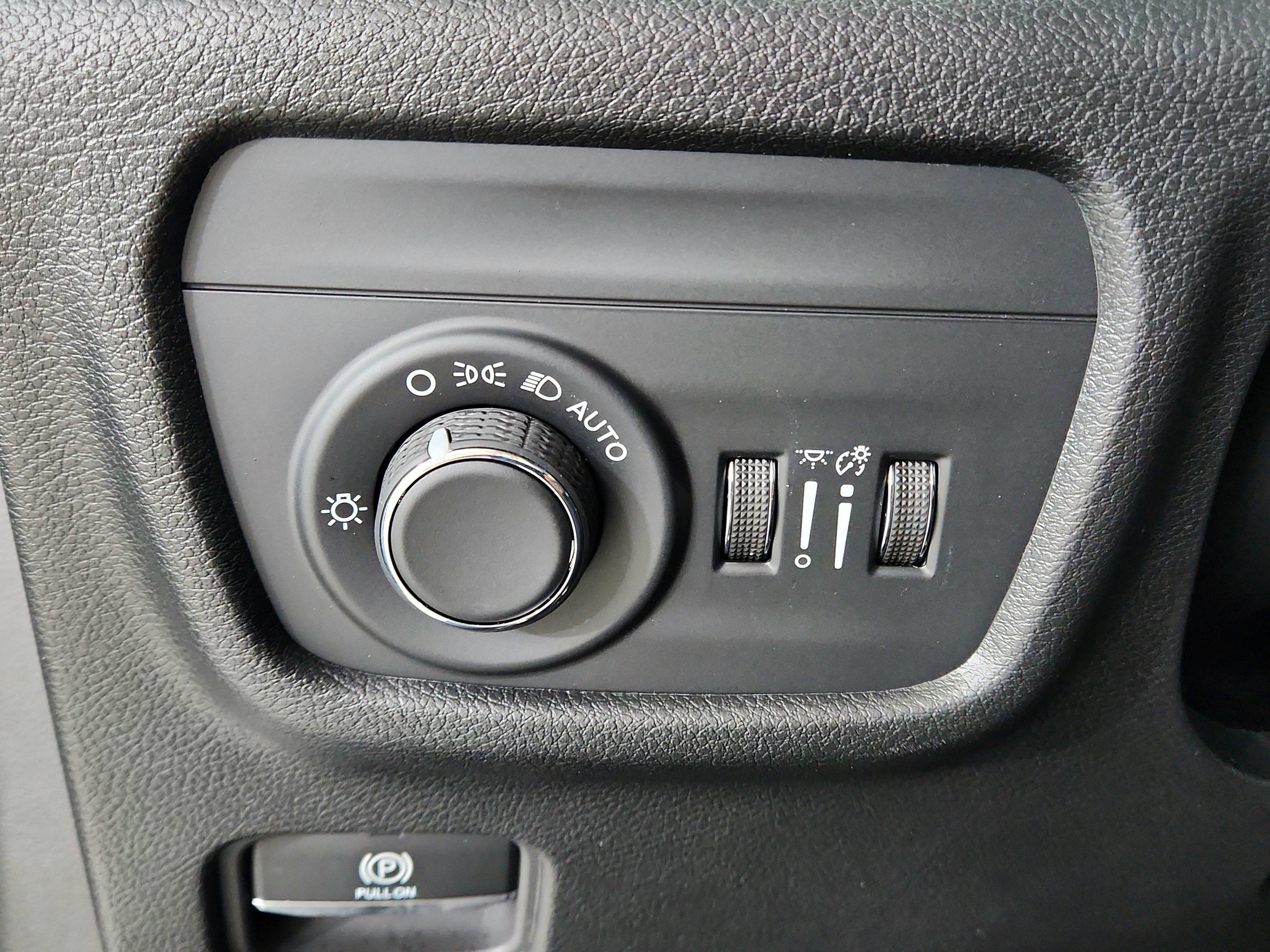 2026 Jeep Grand Cherokee JEEP GRAND CHEROKEE L LAREDO 4X4