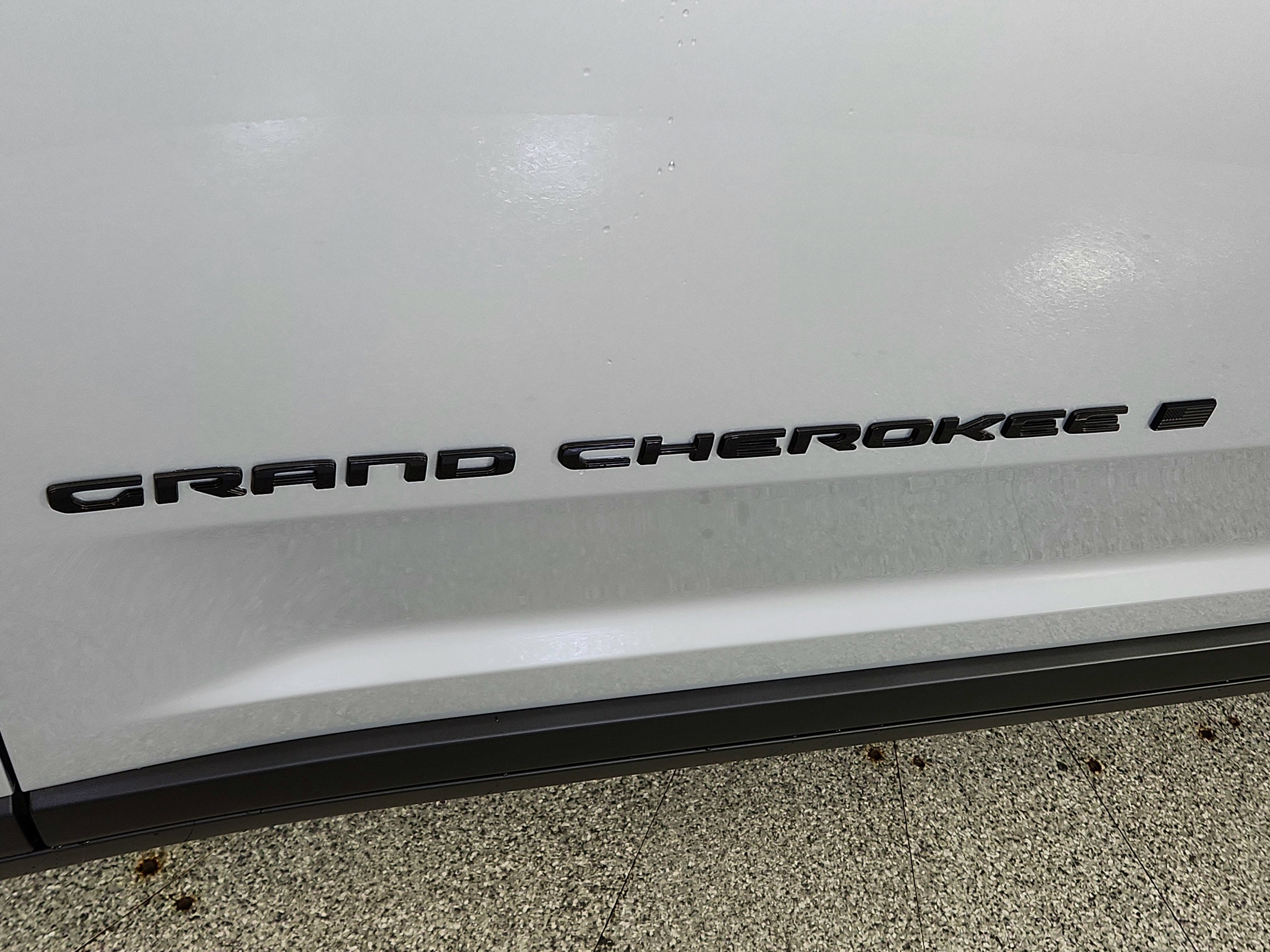 2025 Jeep Grand Cherokee JEEP GRAND CHEROKEE L LIMITED 4X4