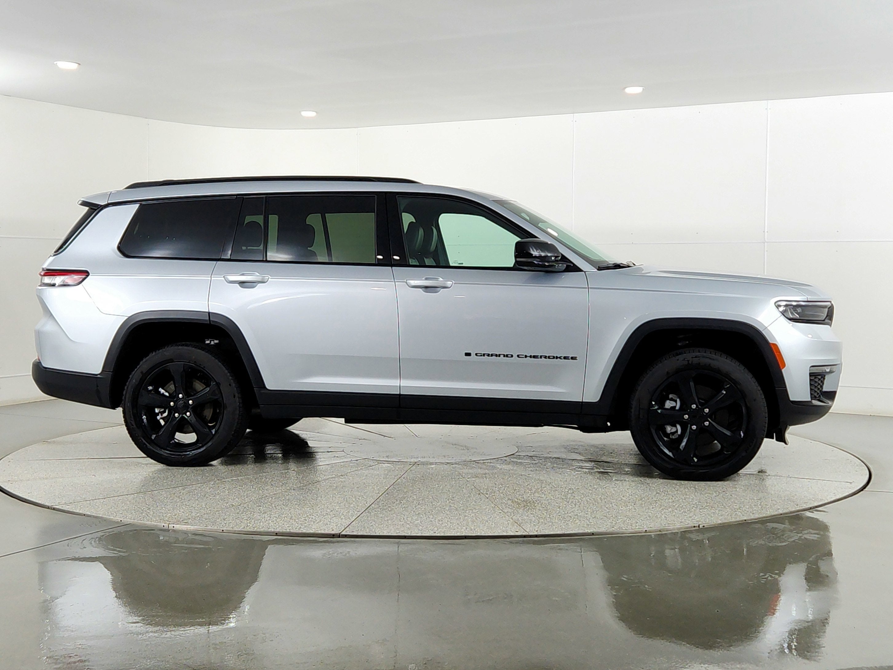 2025 Jeep Grand Cherokee JEEP GRAND CHEROKEE L LIMITED 4X4