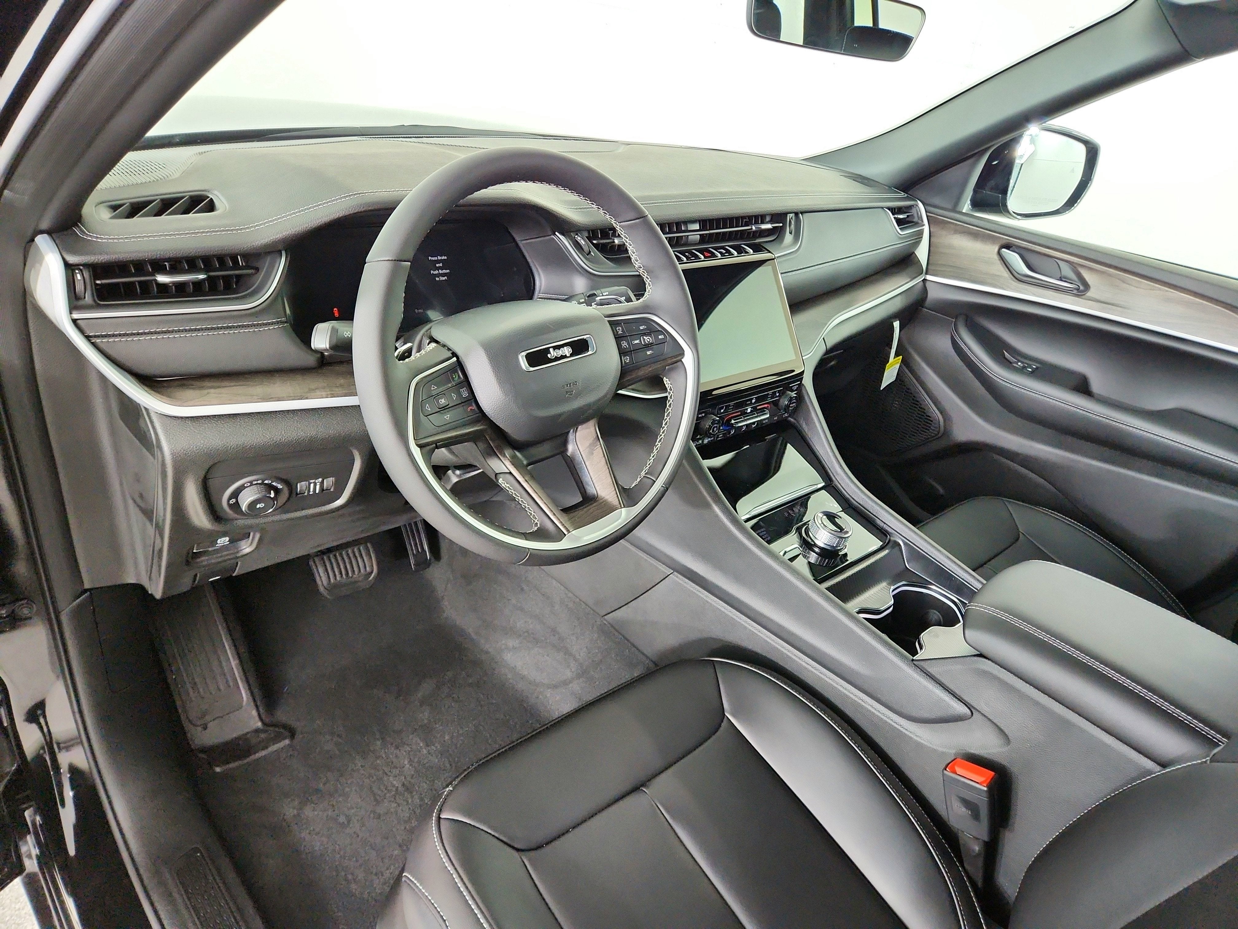 2025 Jeep Grand Cherokee JEEP GRAND CHEROKEE L LIMITED 4X4