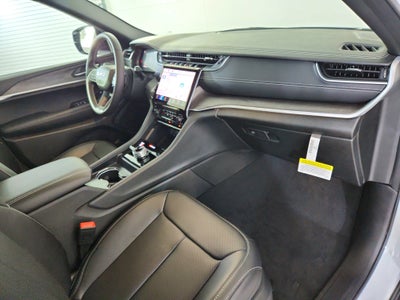 2025 Jeep Grand Cherokee JEEP GRAND CHEROKEE L LIMITED 4X4