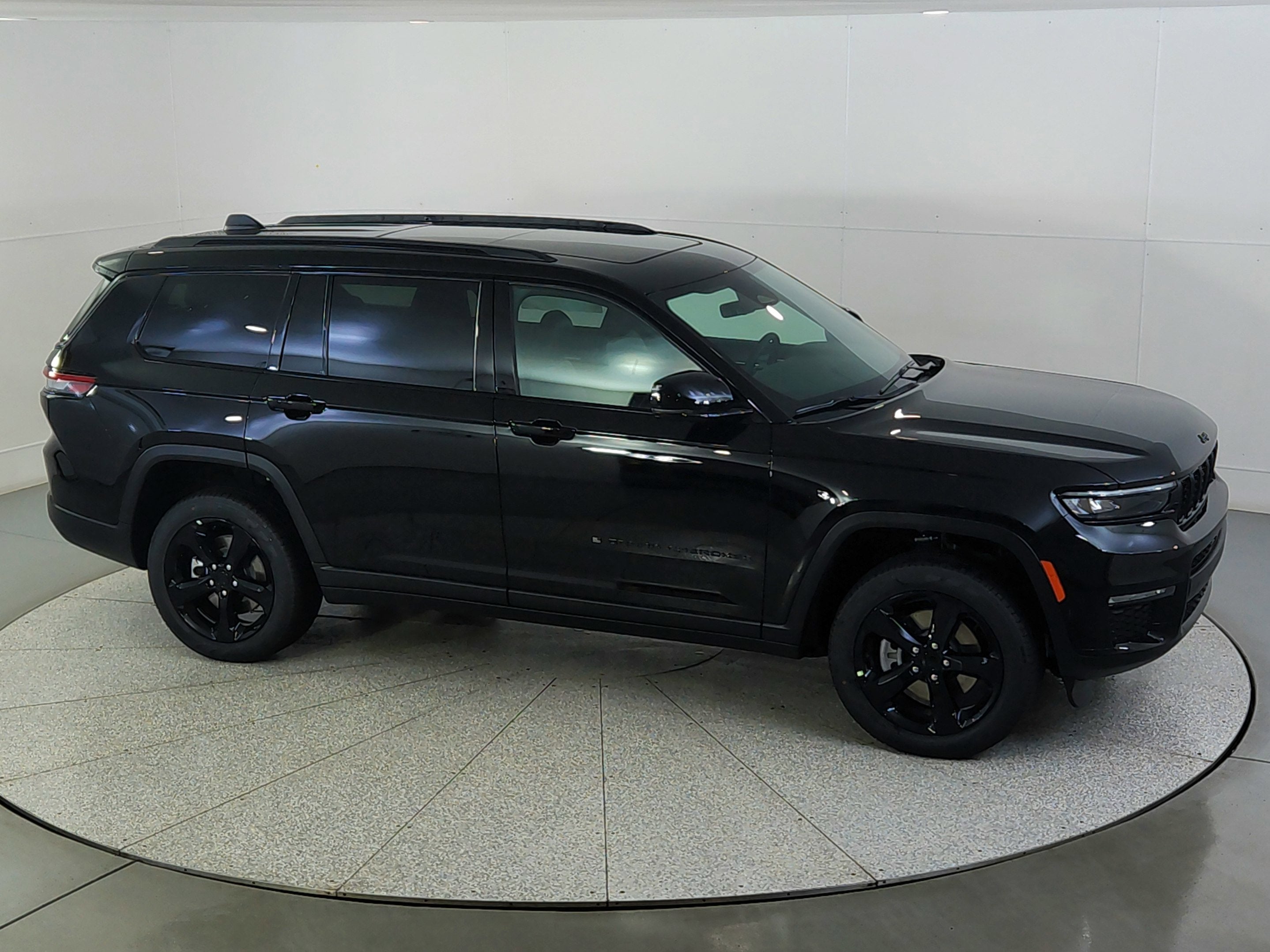 2025 Jeep Grand Cherokee JEEP GRAND CHEROKEE L LIMITED 4X4