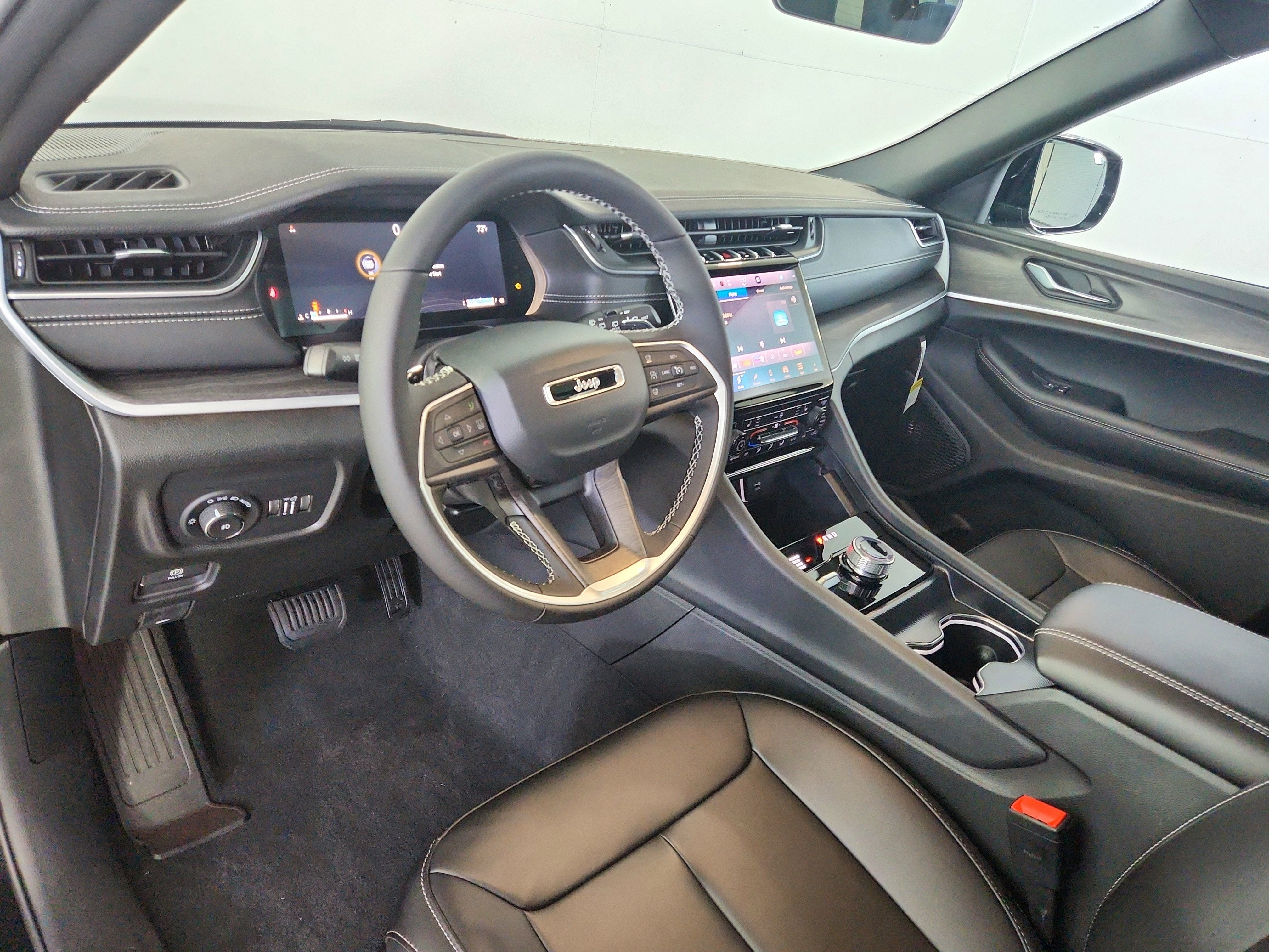 2025 Jeep Grand Cherokee JEEP GRAND CHEROKEE L LIMITED 4X4