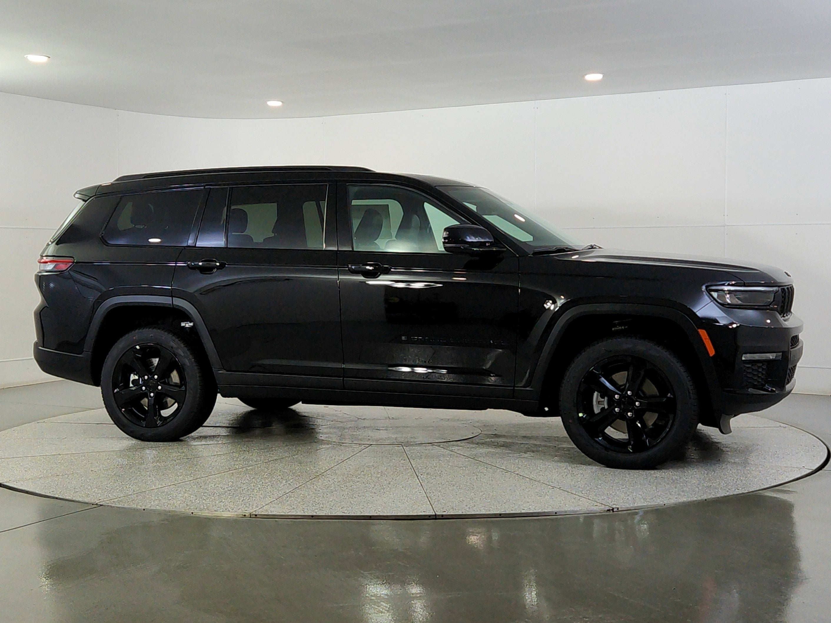 2025 Jeep Grand Cherokee JEEP GRAND CHEROKEE L LIMITED 4X4