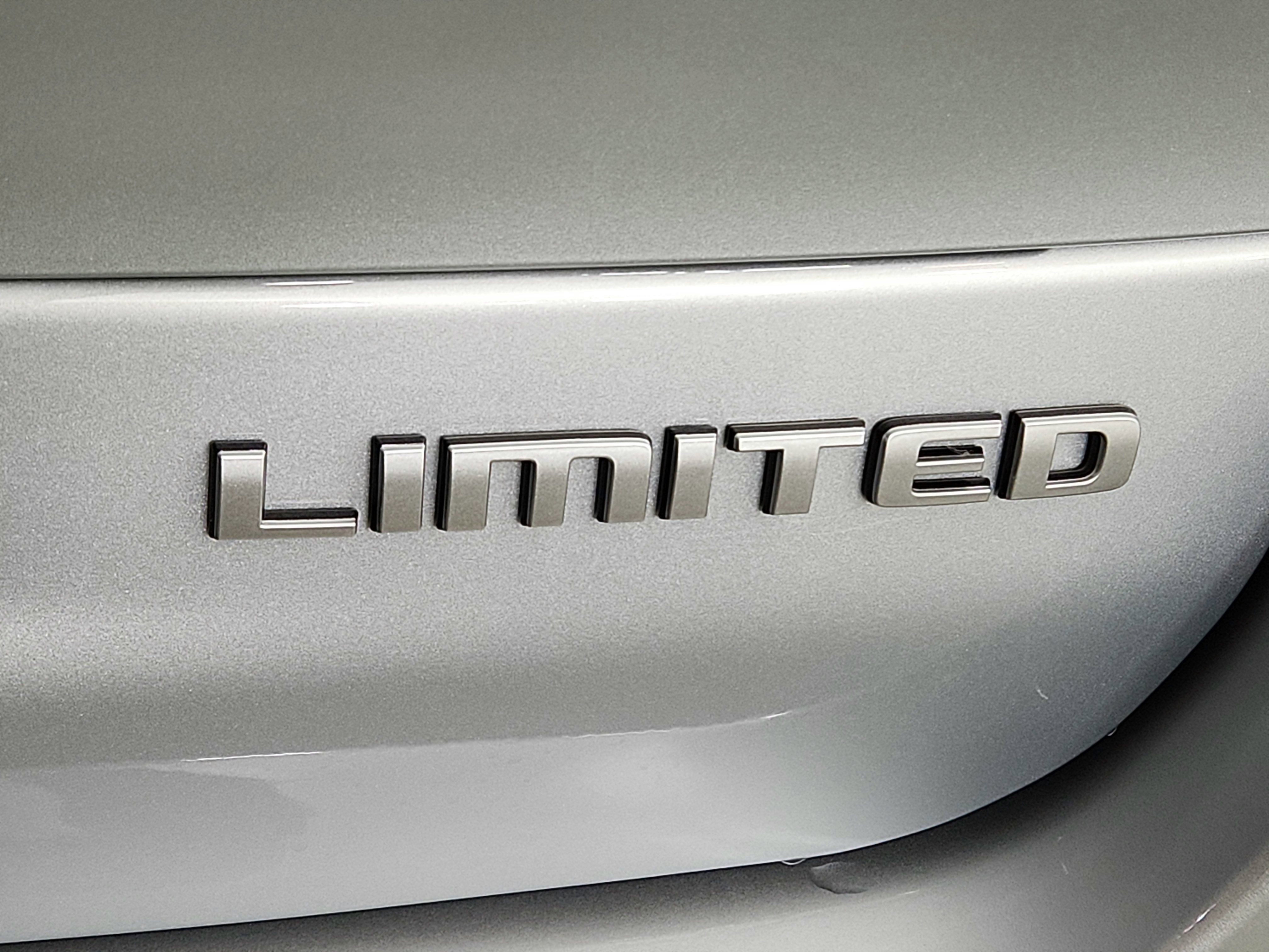 2025 Jeep Grand Cherokee 2025 JEEP GRAND CHEROKEE L LIMITED 4DR SUV 121.7 WB 4WD