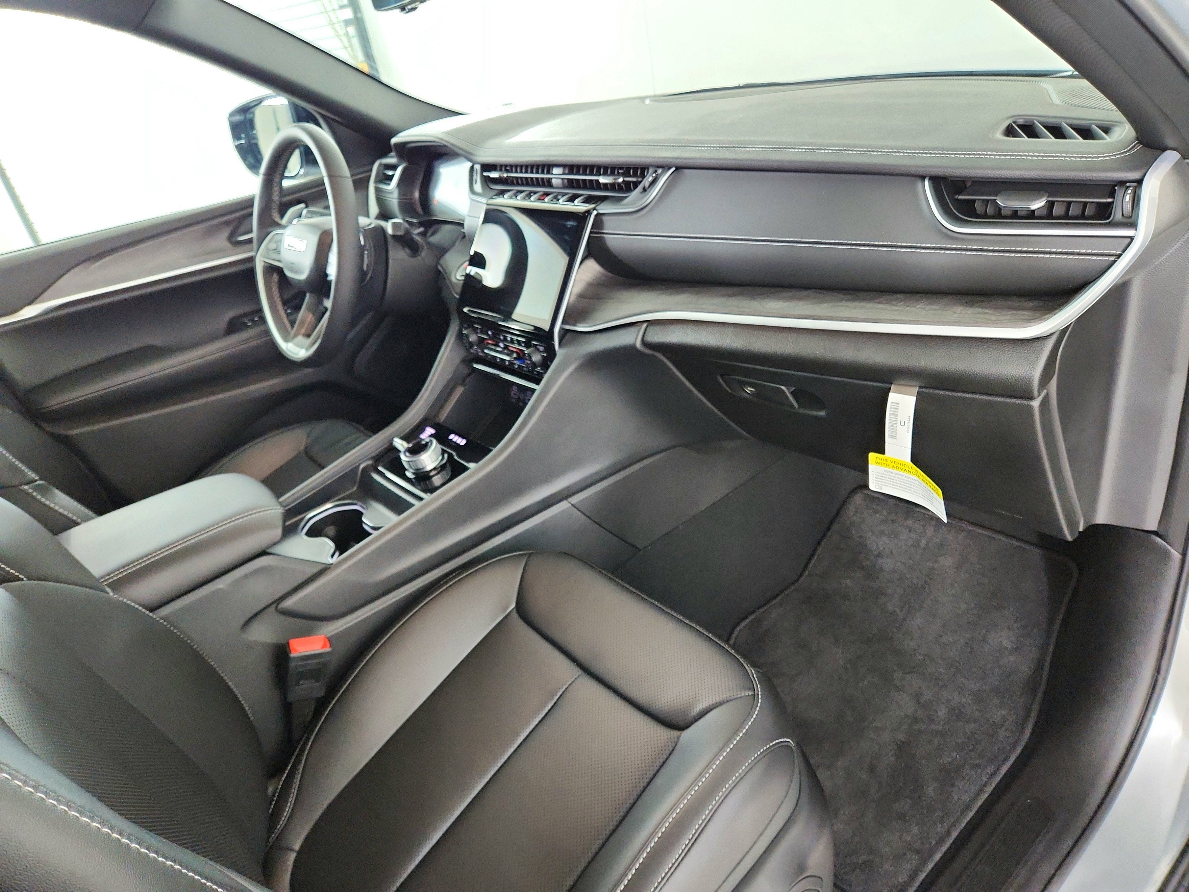 2025 Jeep Grand Cherokee 2025 JEEP GRAND CHEROKEE L LIMITED 4DR SUV 121.7 WB 4WD