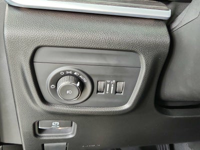 2025 Jeep Grand Cherokee 2025 JEEP GRAND CHEROKEE L LIMITED 4DR SUV 121.7 WB 4WD