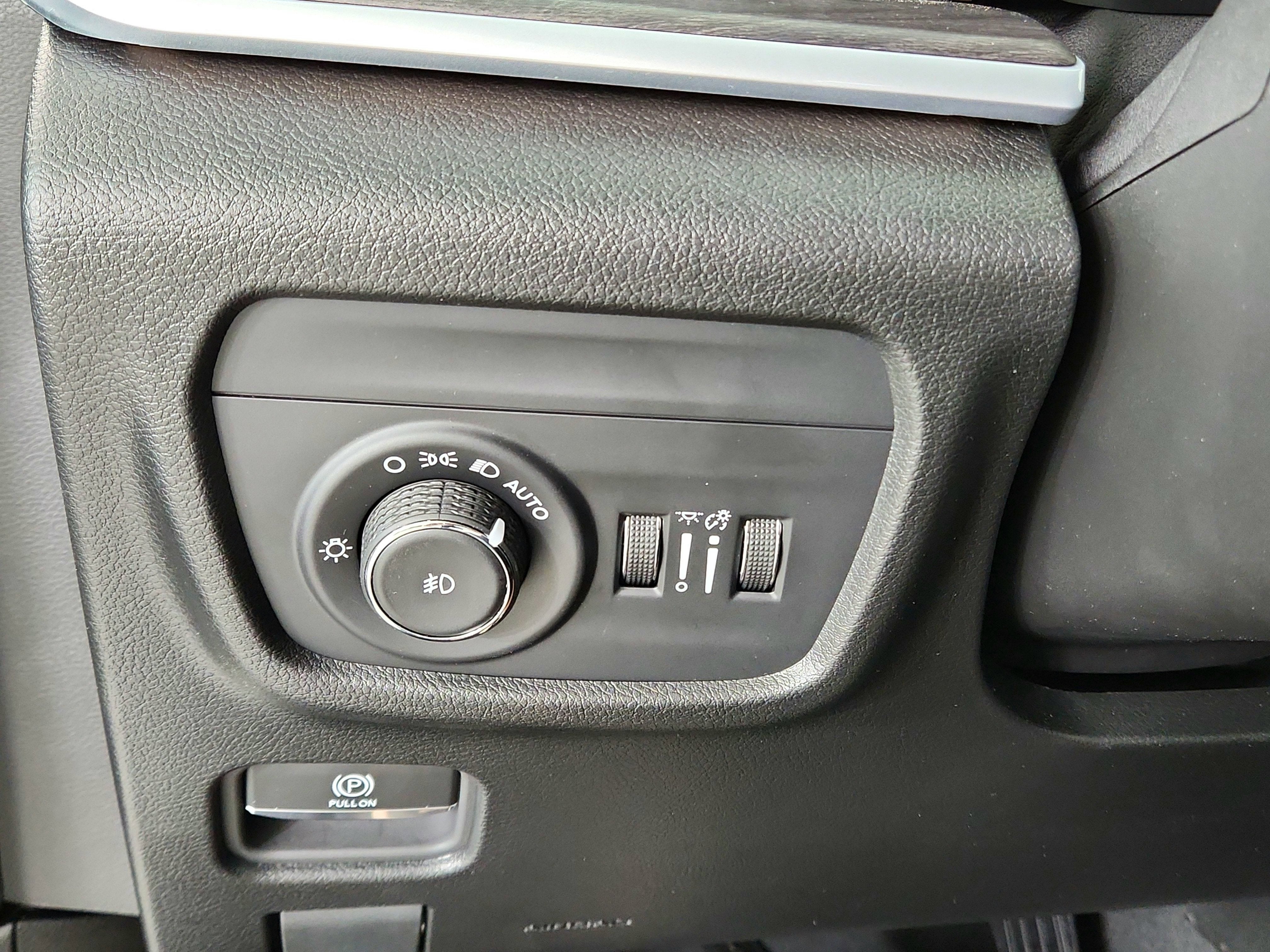 2025 Jeep Grand Cherokee 2025 JEEP GRAND CHEROKEE L LIMITED 4DR SUV 121.7 WB 4WD