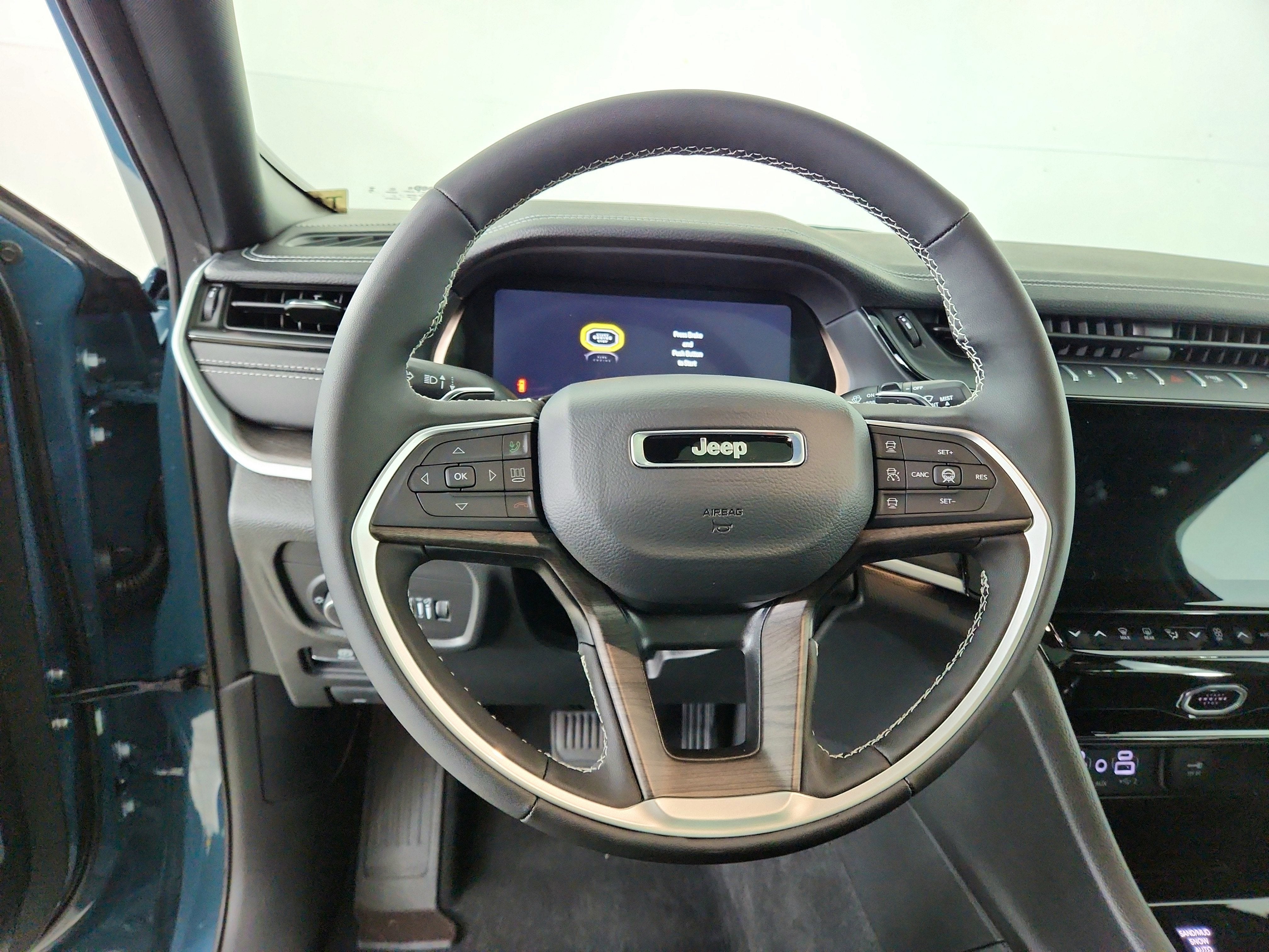 2026 Jeep Grand Cherokee JEEP GRAND CHEROKEE L LIMITED 4X4