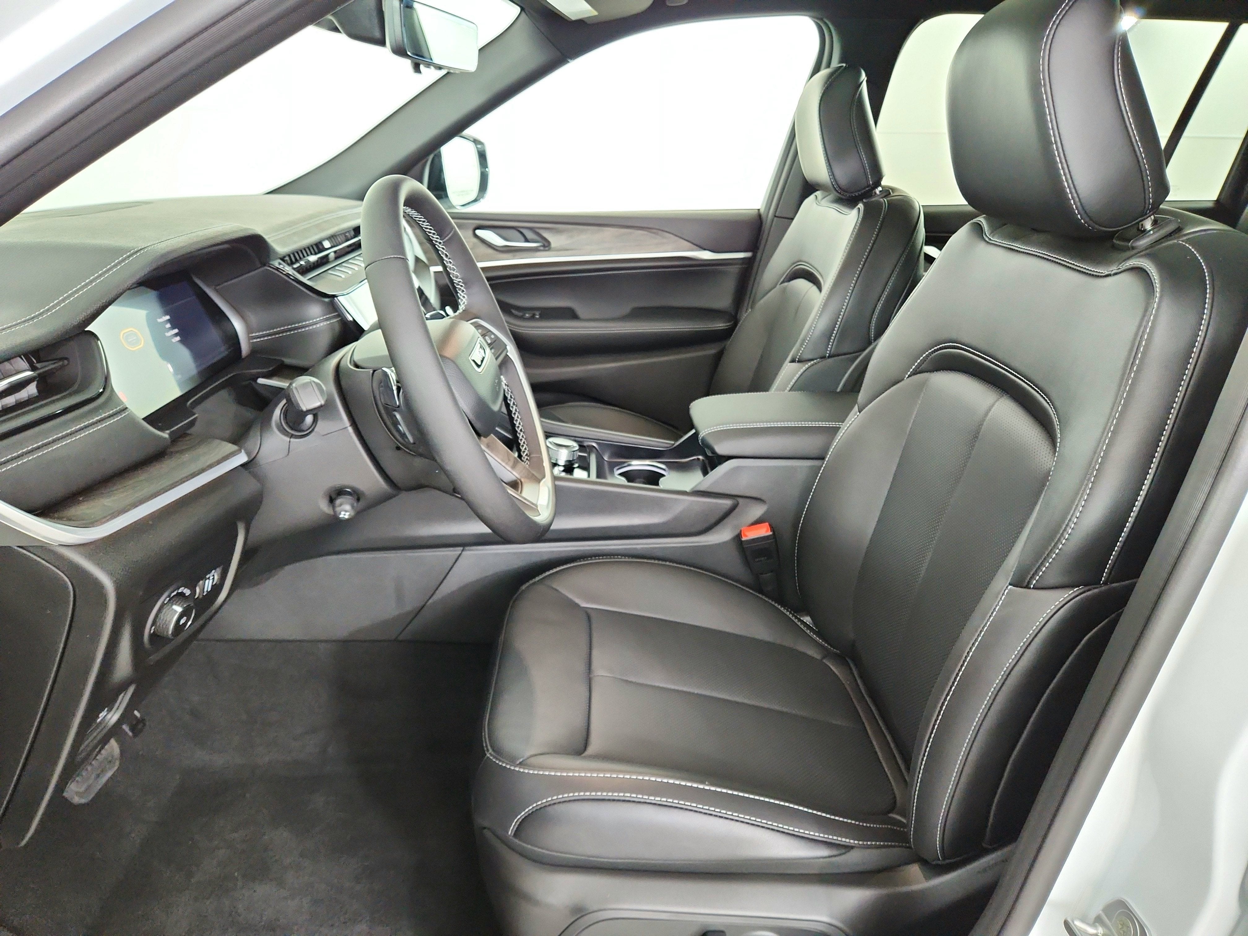 2026 Jeep Grand Cherokee Limited Reserve 4x4