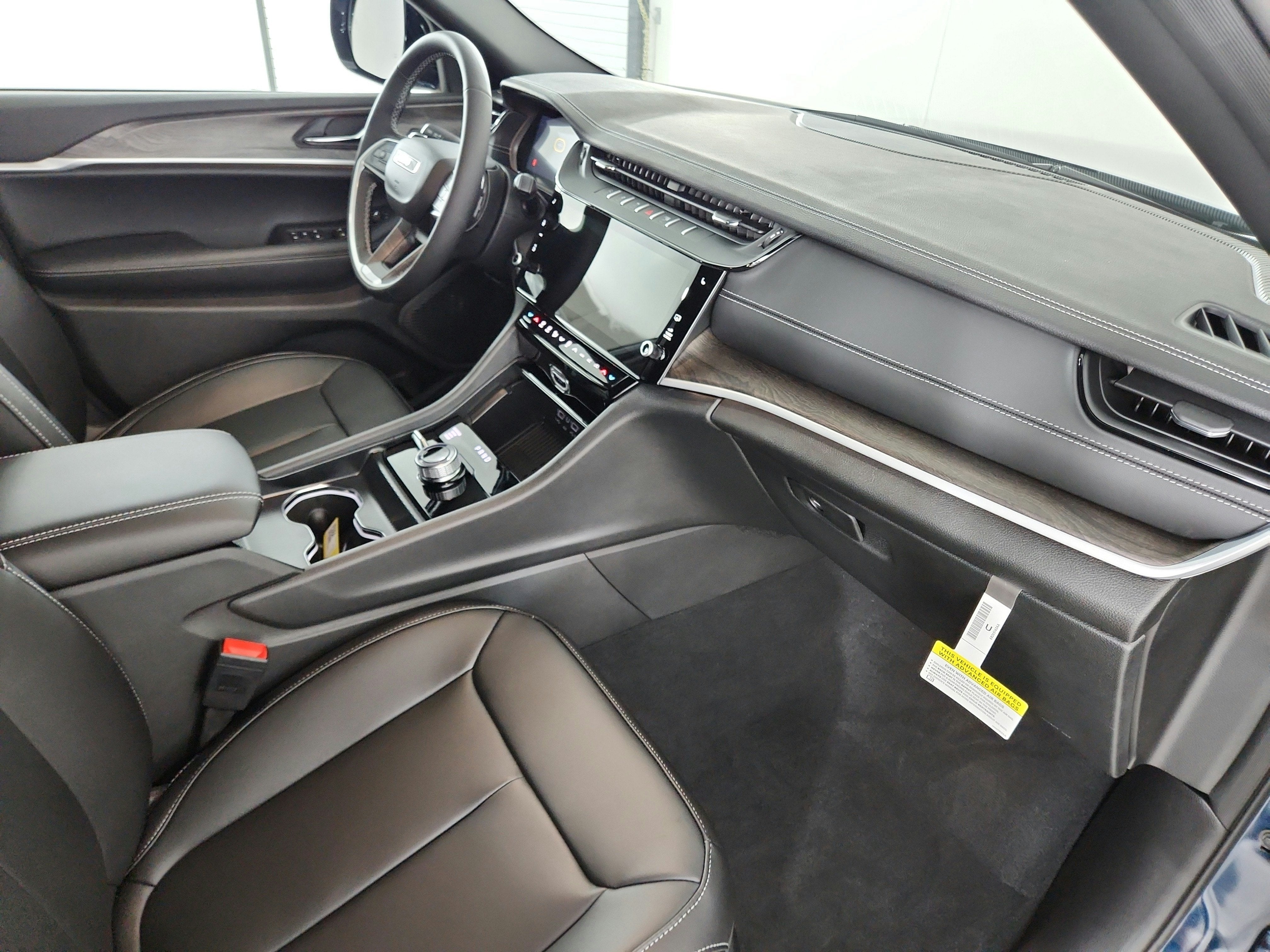 2027 Jeep Grand Cherokee L Limited 4x4
