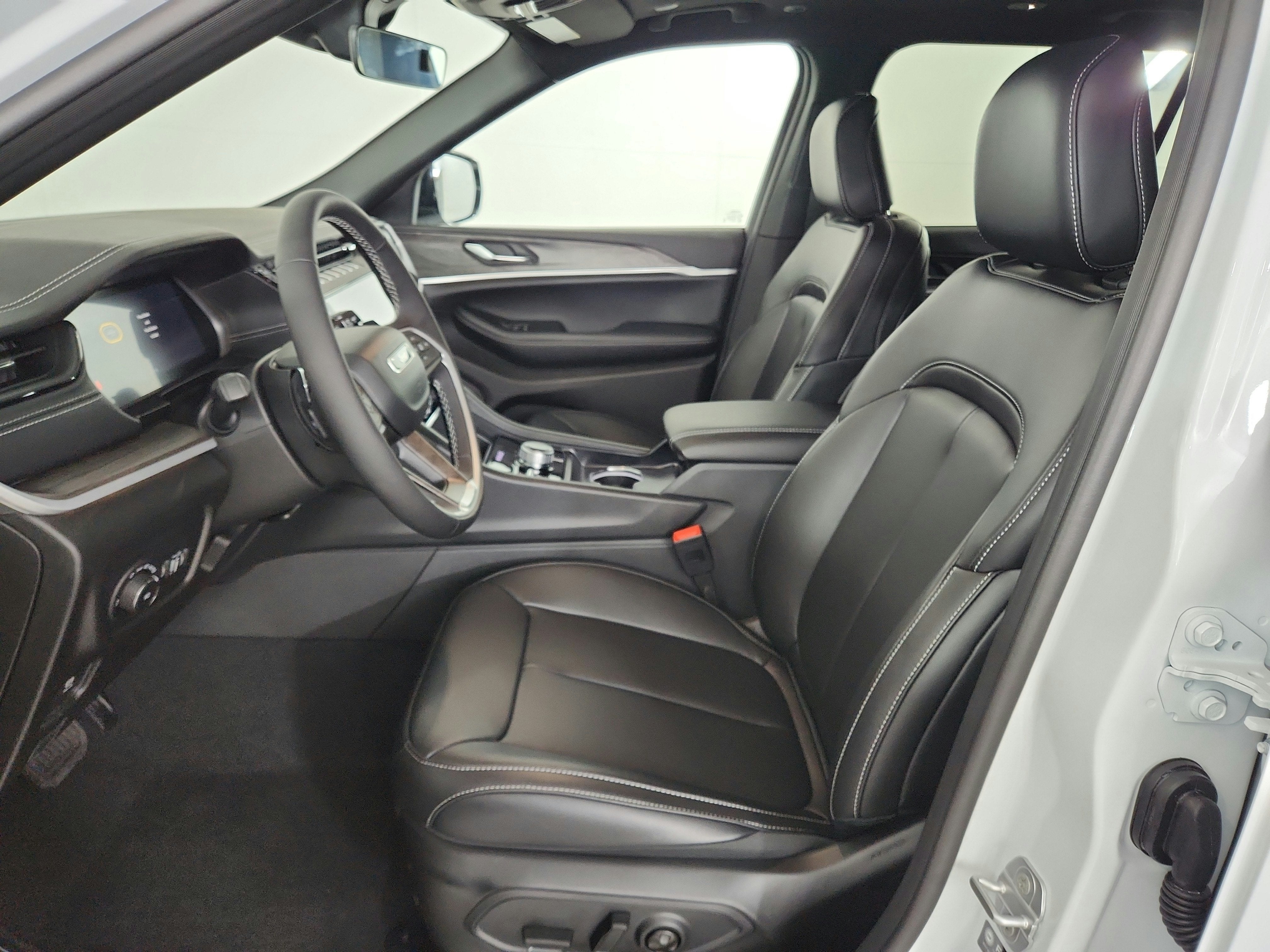 2027 Jeep Grand Cherokee L Limited 4x4