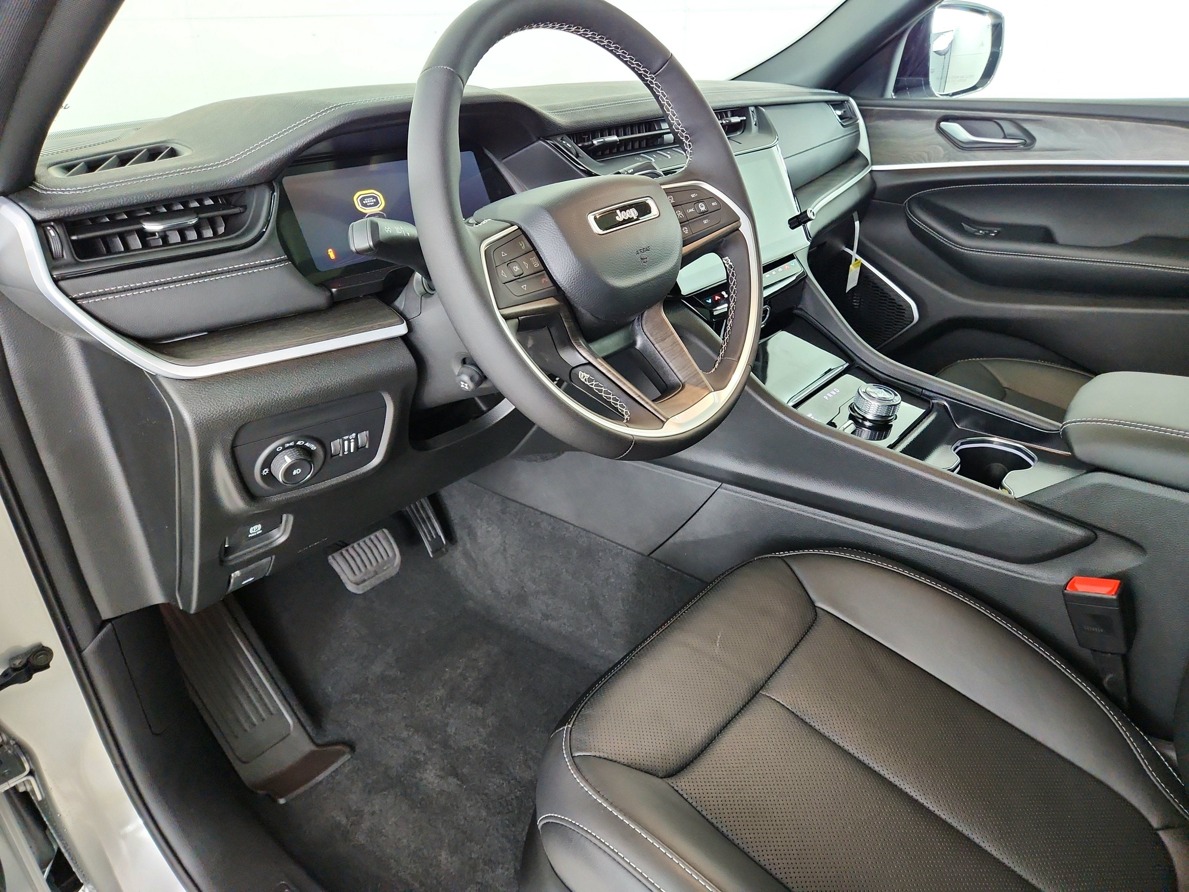 2026 Jeep Grand Cherokee Limited Reserve 4x4