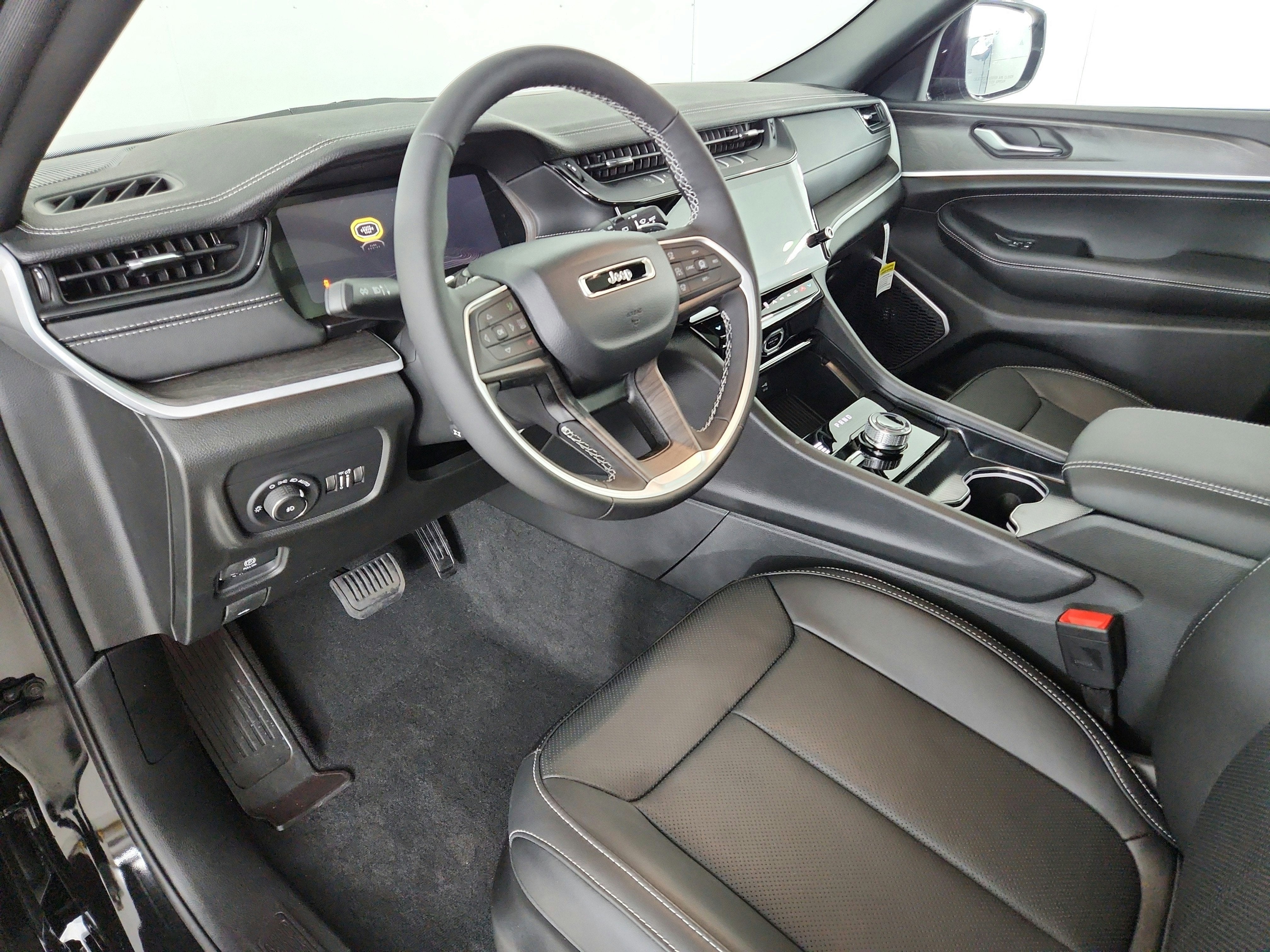 2026 Jeep Grand Cherokee JEEP GRAND CHEROKEE L LIMITED 4X4