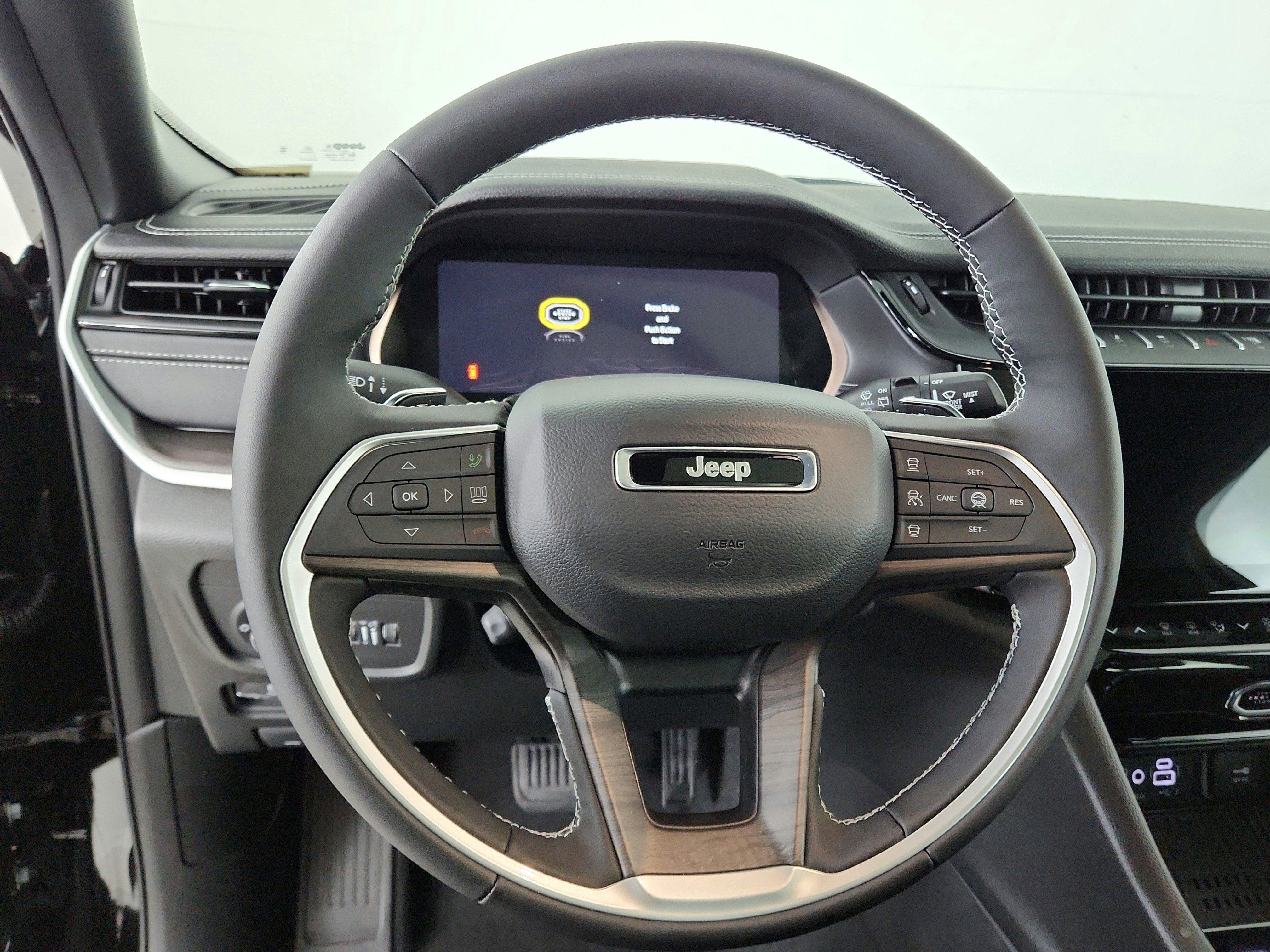 2026 Jeep Grand Cherokee JEEP GRAND CHEROKEE L LIMITED 4X4