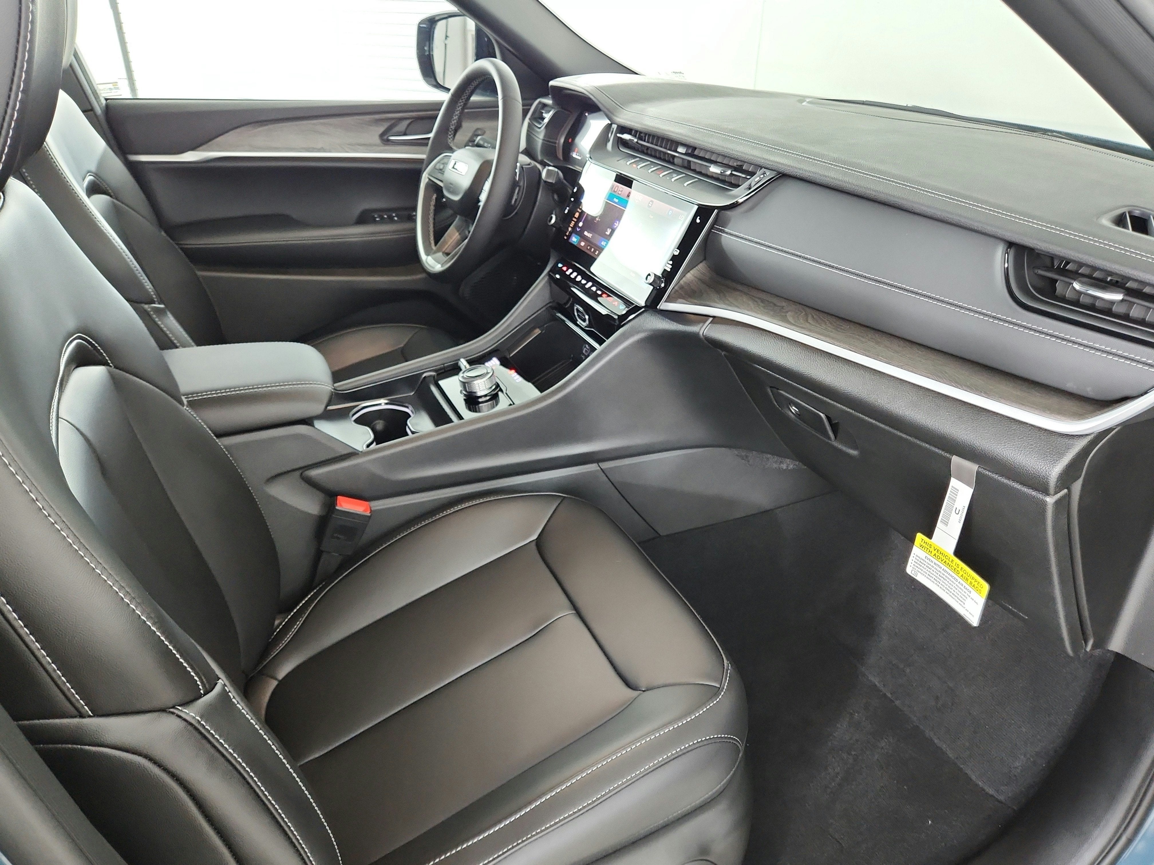 2027 Jeep Grand Cherokee L Limited 4x4